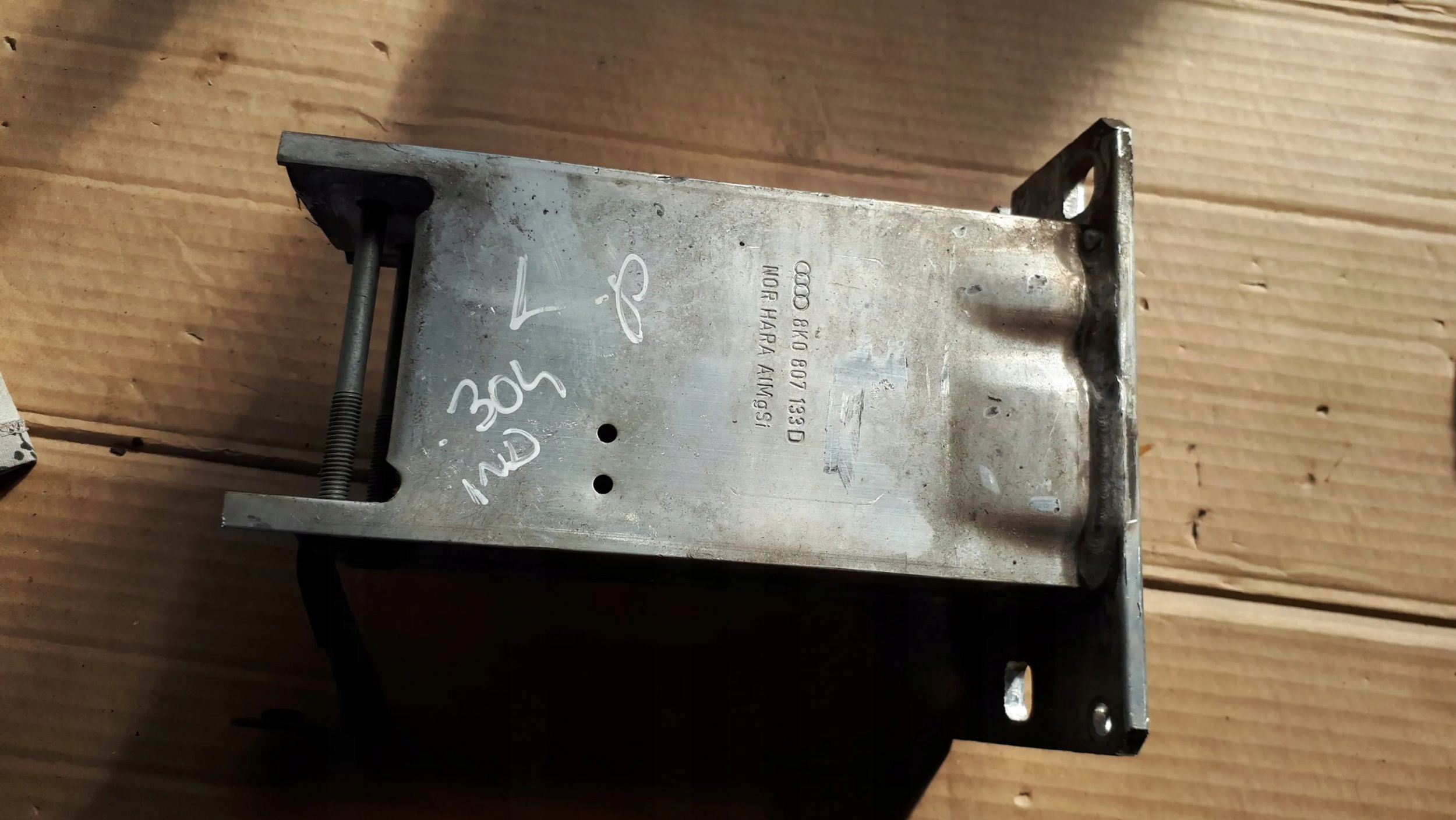 S4 B8 A4 beam tip left left front 8K0807133D A5 8T