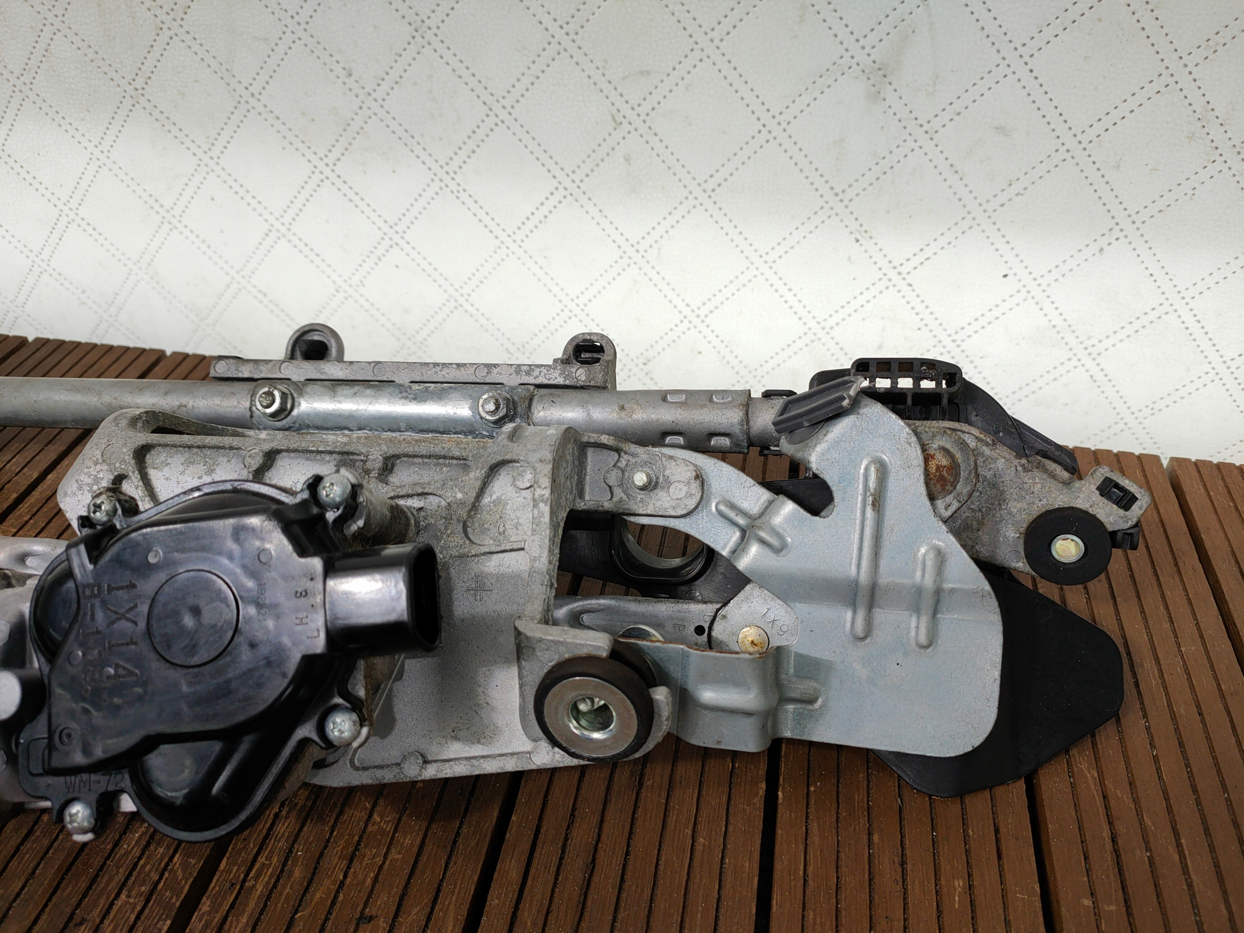 MAZDA 3 BL 09-13 Wischergestänge EUROPA OE