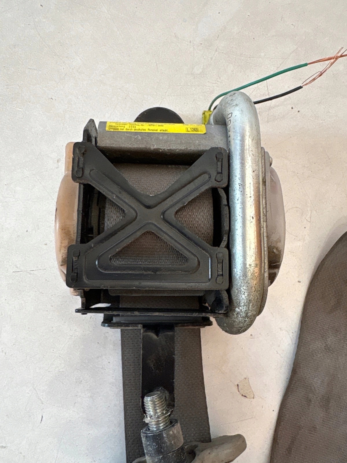tension belt safety front front left Renault Maxity 2006r