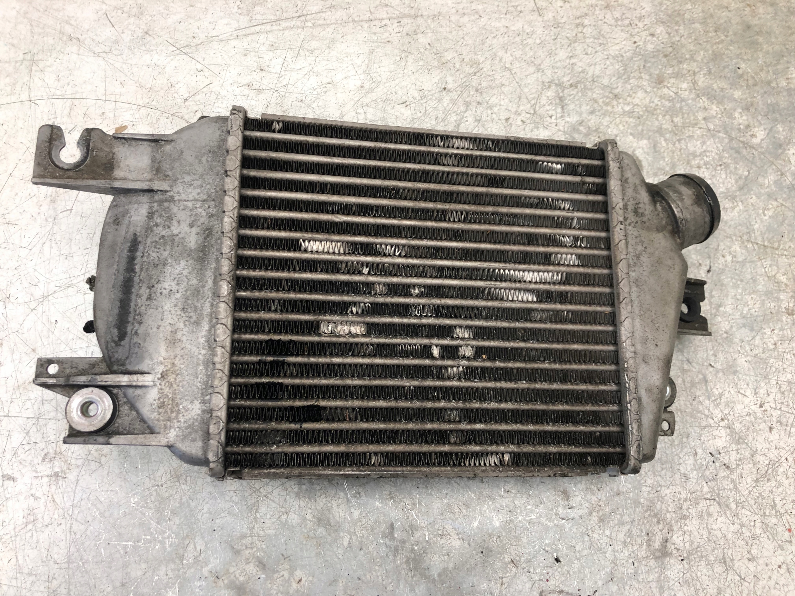 INTERCOOLER SUBARU LEGACY IV EE20 SIC-TM0180
