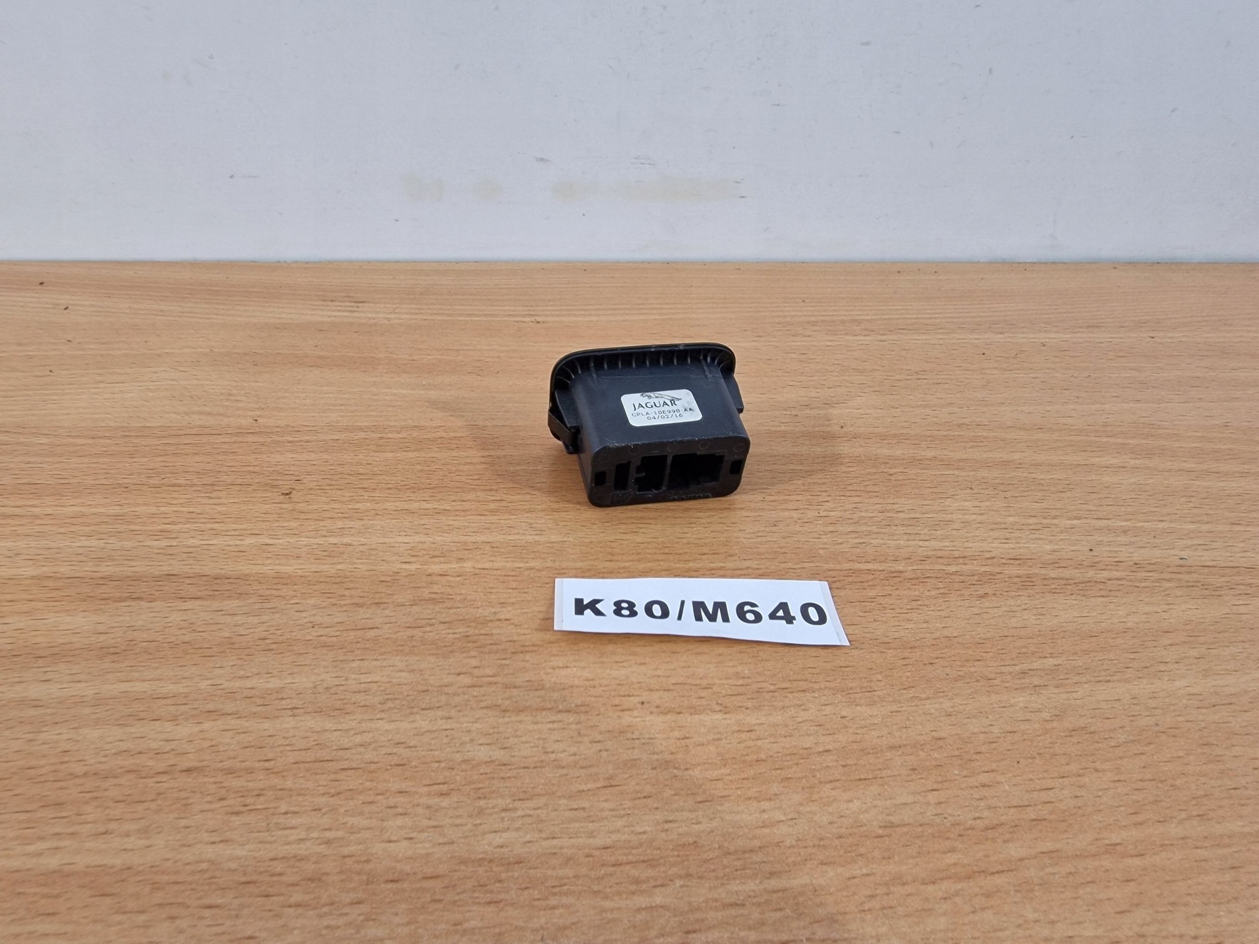 button bonnet JAGUAR LAND ROVER DISCOVERY BDB OE