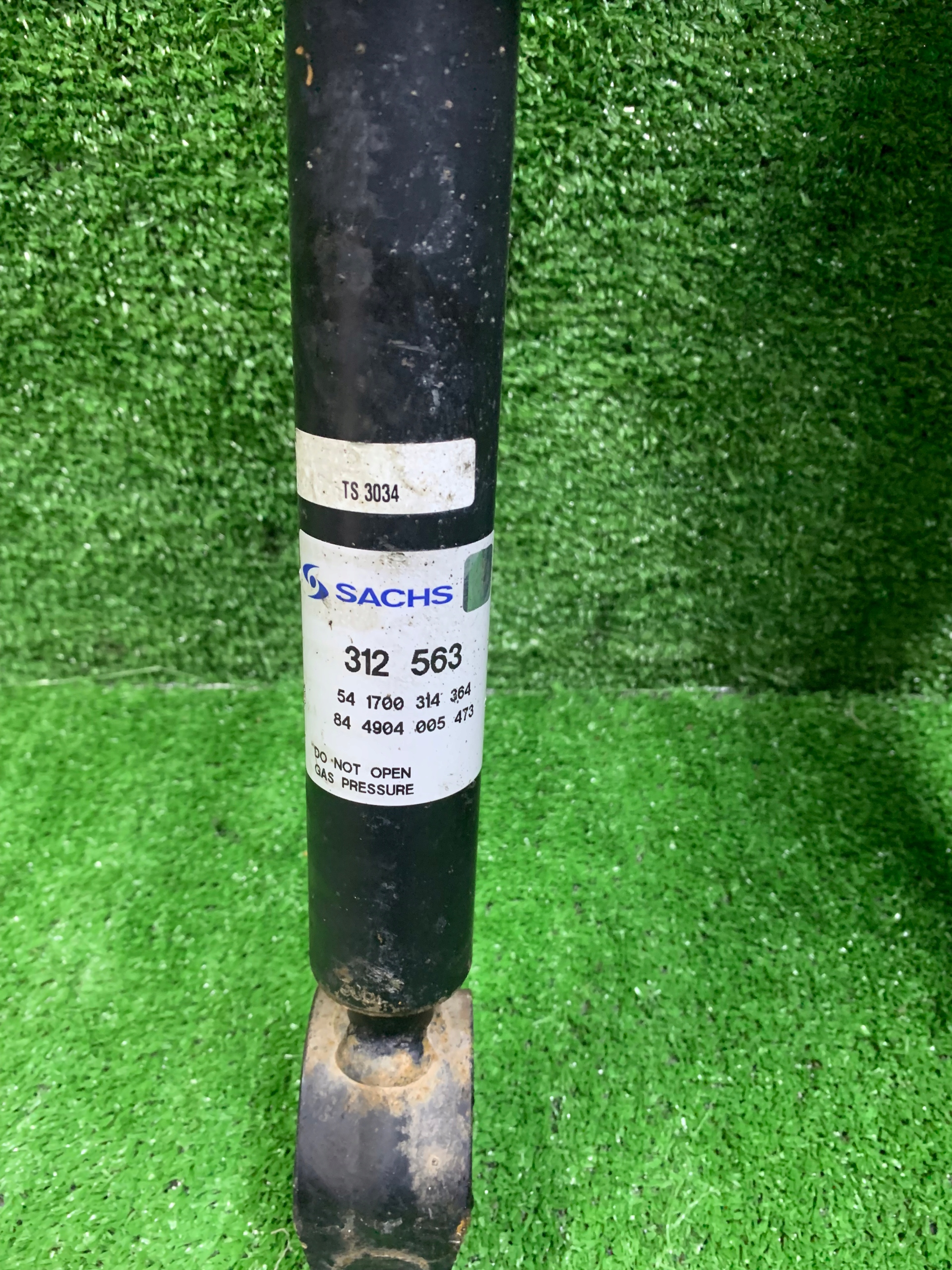 Mercedes E w211 shock absorber shock absorbers right left front front SACHS