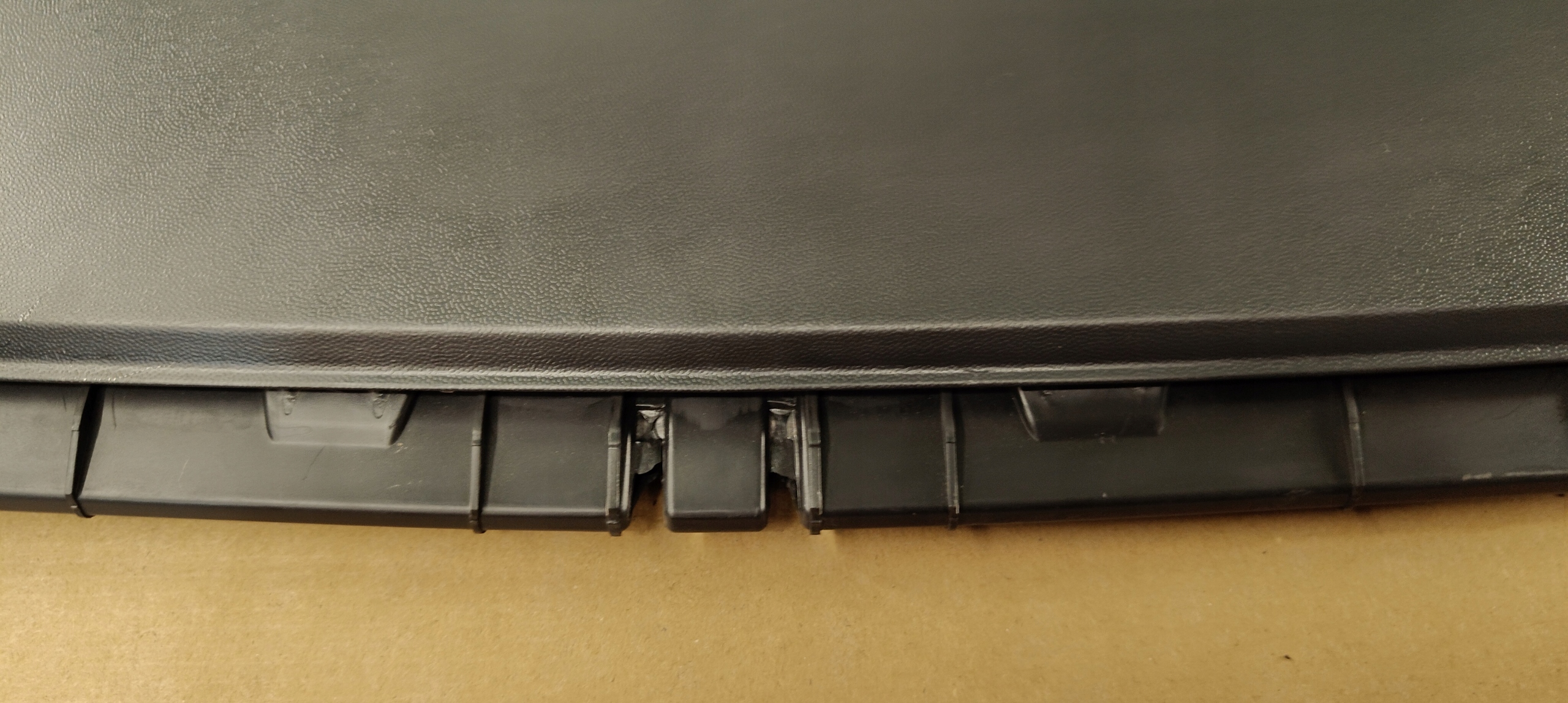 VW BEETLE 5C 2011 - abdeckung SPOILER Blende Abdeckung der Stoßstange vorne 5C5805903C