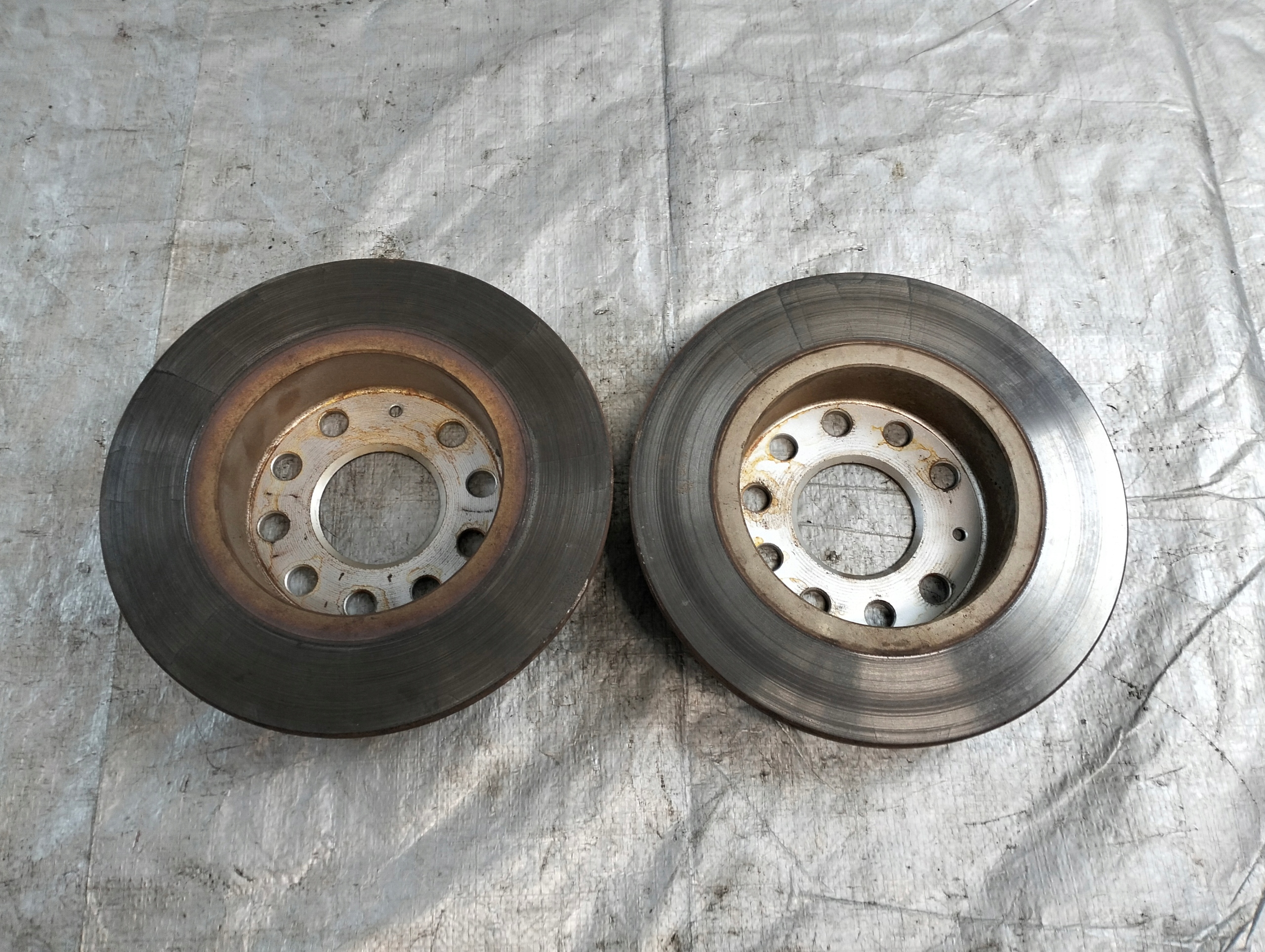 discs brake rear part 253MM 2SZT A3 8P 2.0 TDI 2006r