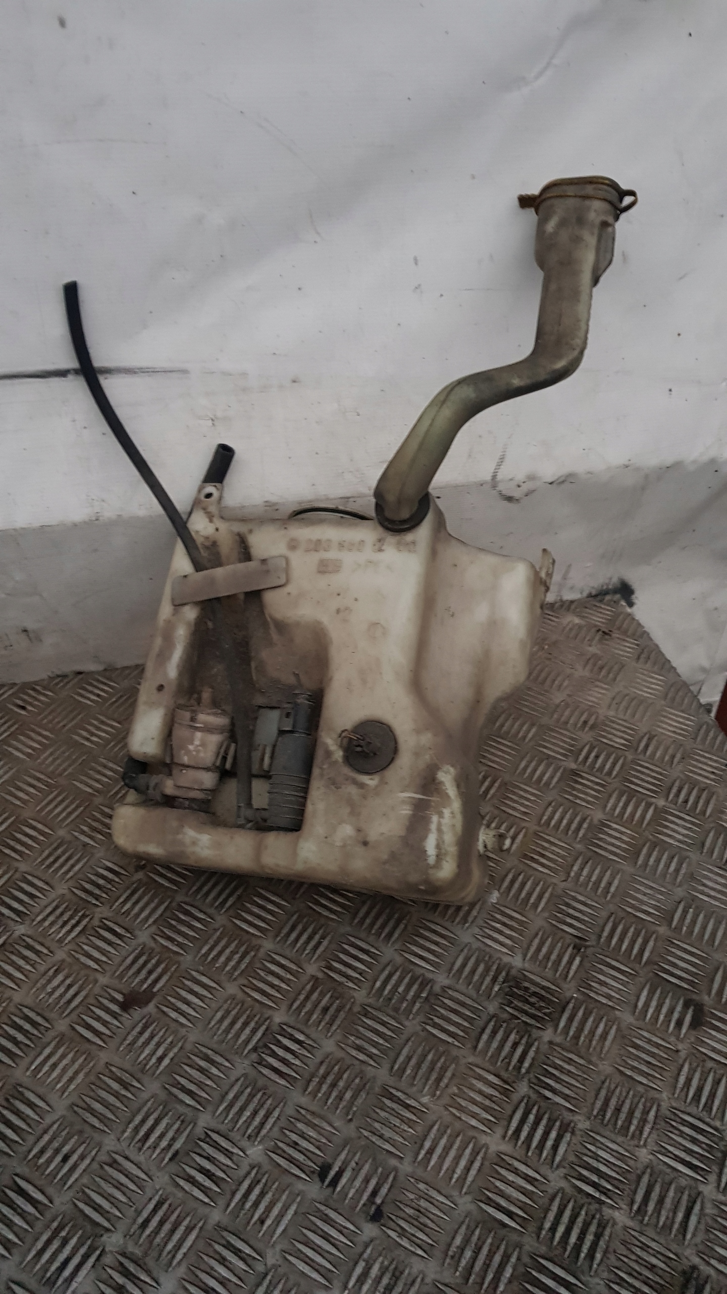 w203 W209 washer fluid tank 203860260