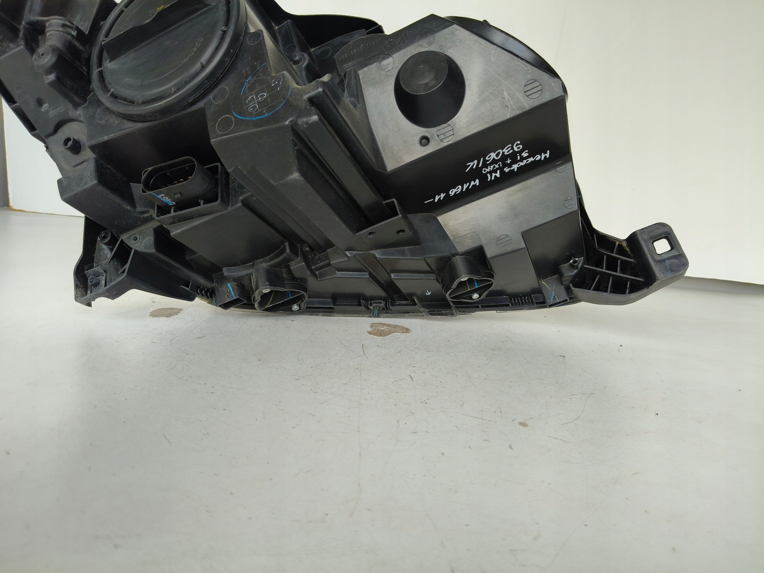 light left REFLEKTOR MERCEDES ML W166 11