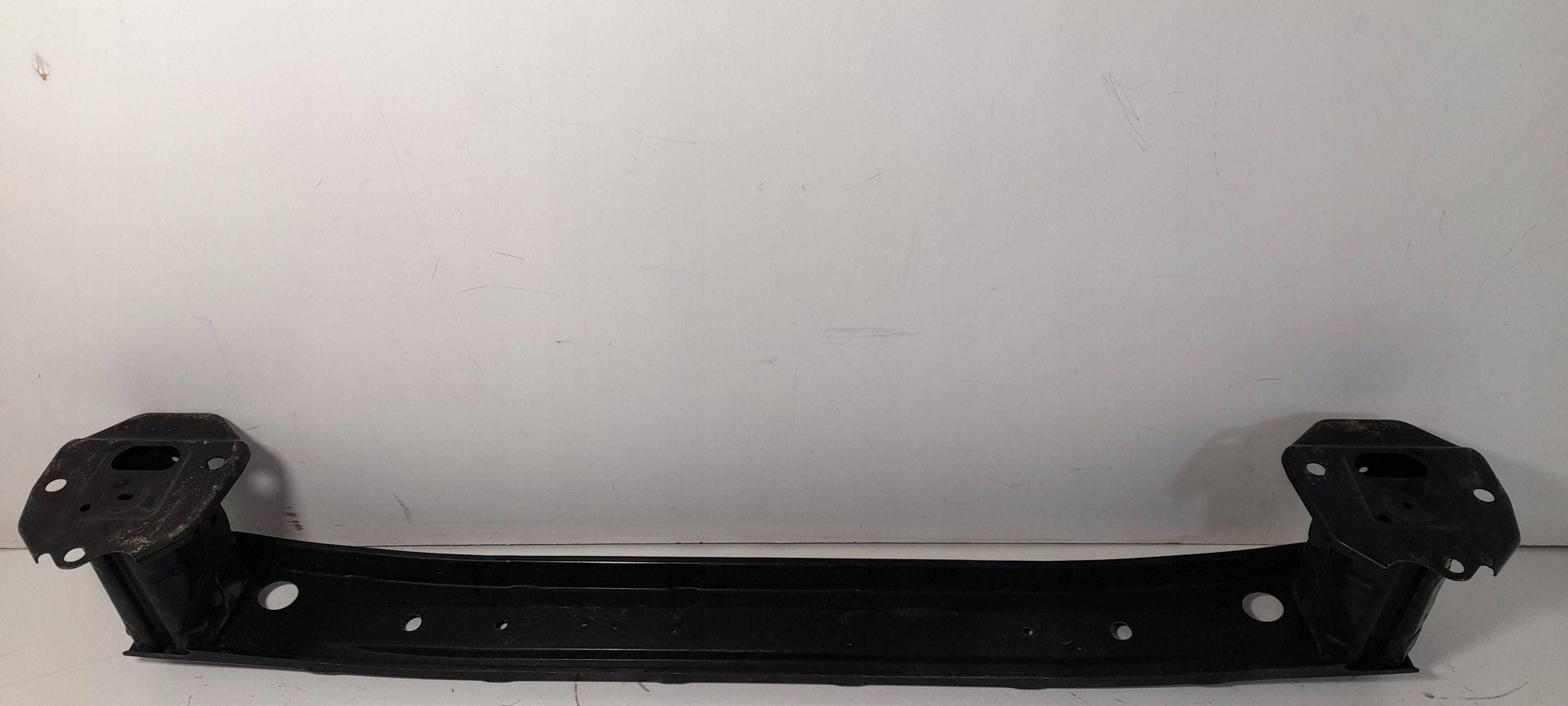 Toyota RAV 4 XA50 traversa paraurti posteriore (BL22)