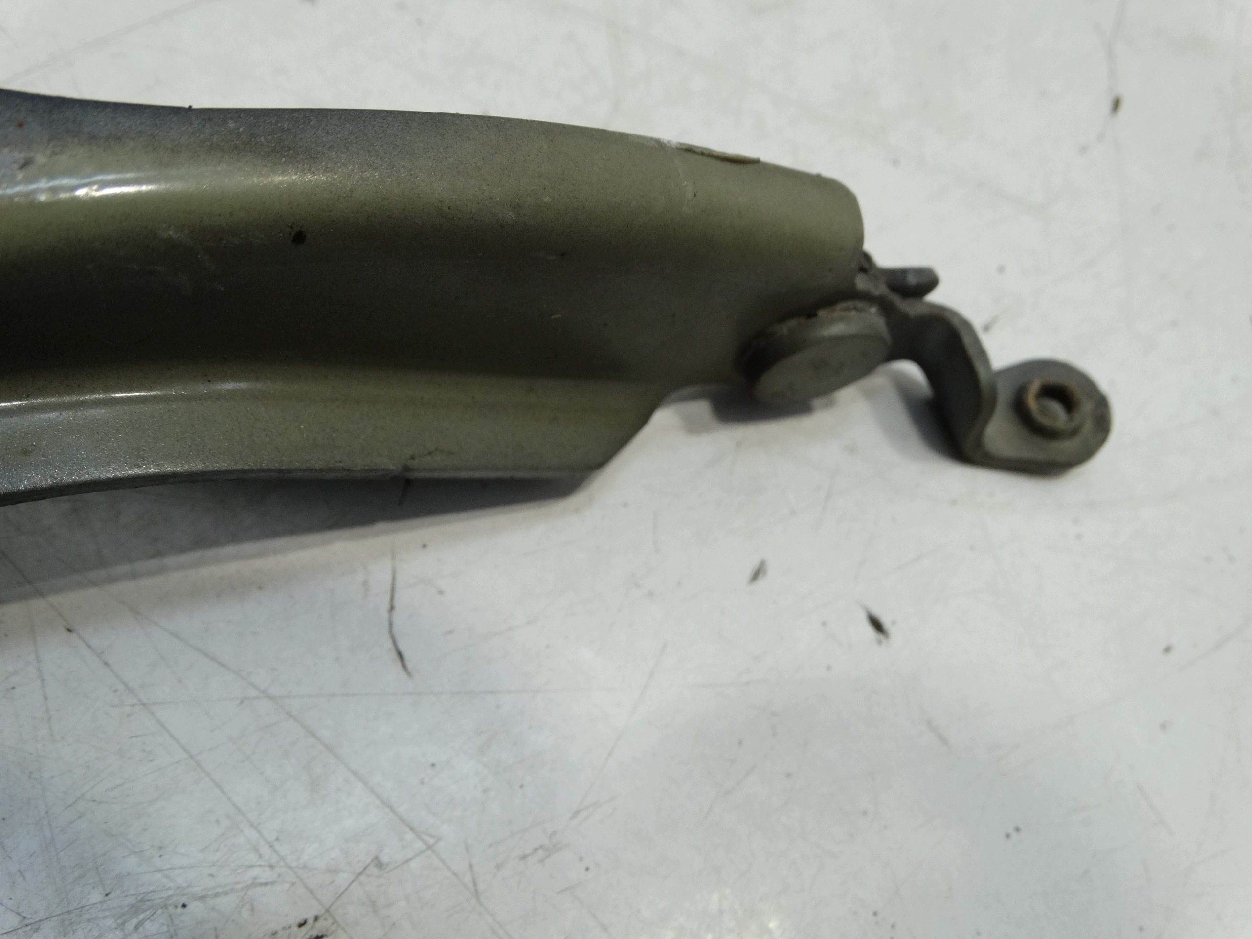 bonnet hinges left+right front CITROEN C4 CACTUS 9801113880,9801113980 KTPD
