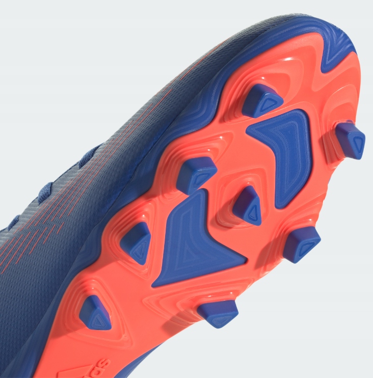 BUTY KORKI ADIDAS PREDATOR EDGE.4 FxG LANKI Model GW2357