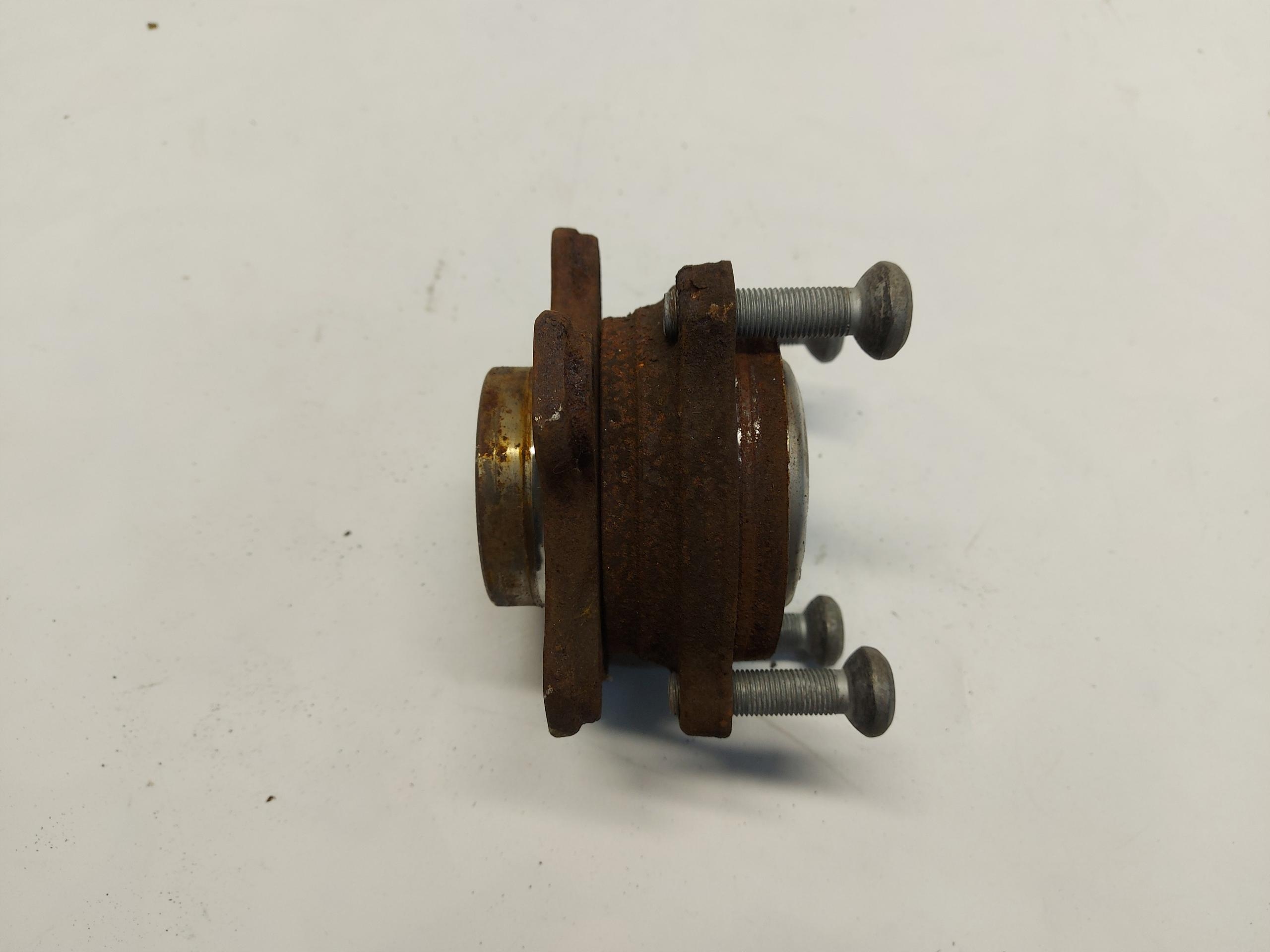 BMW U06 Lozysko wheels rear part 6899176