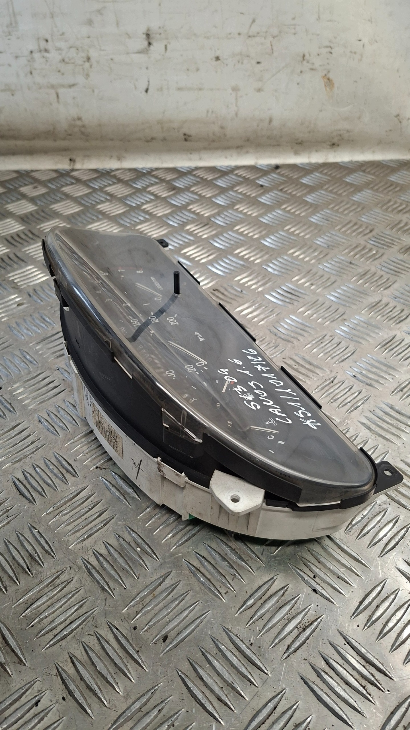 Kombiinstrument Kombiinstrument DAEWOO LANOS 1.6
