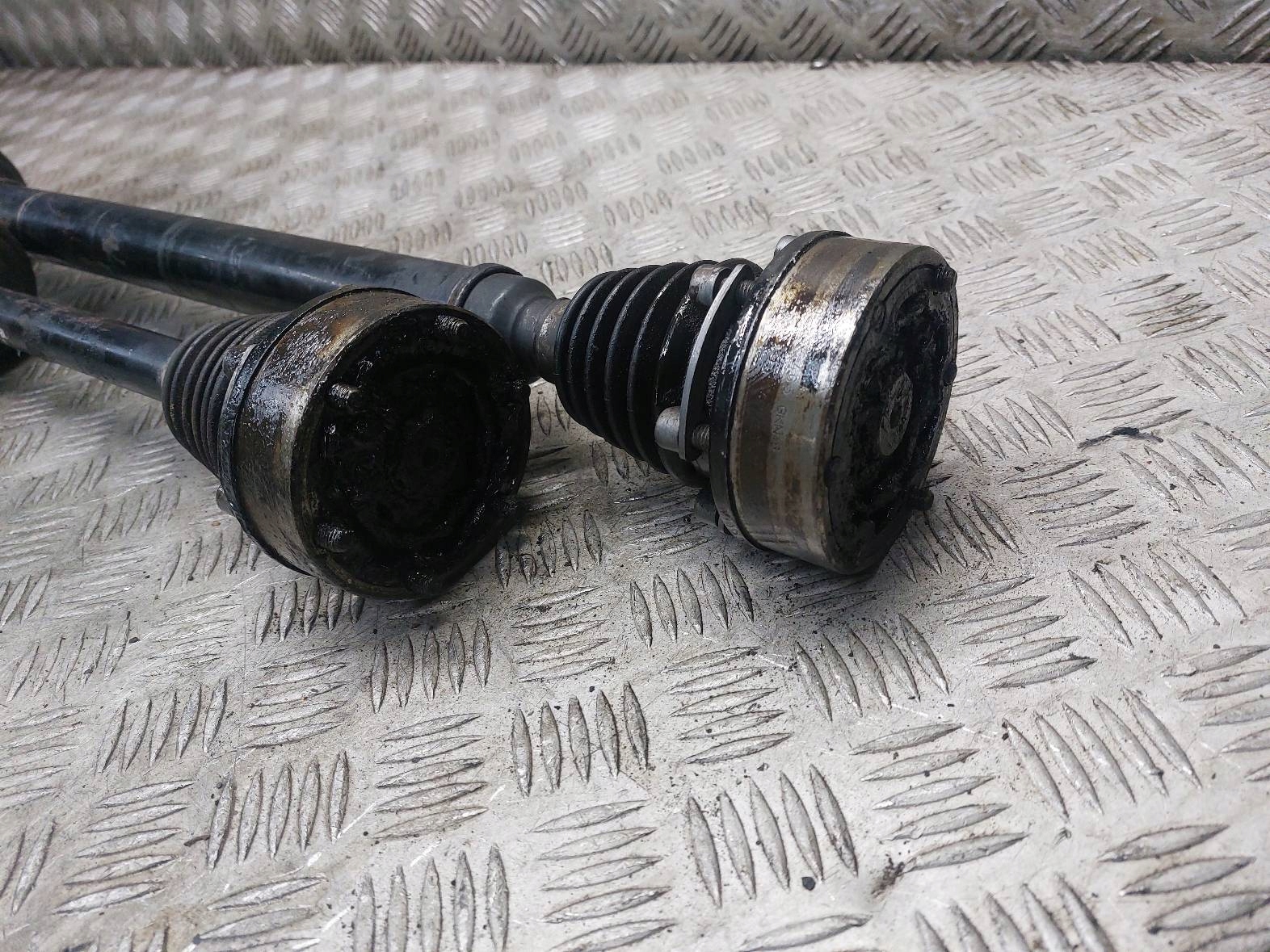 semi-axis left front + right front 5B VOLKSWAGEN JETTA V 1.9 TDI