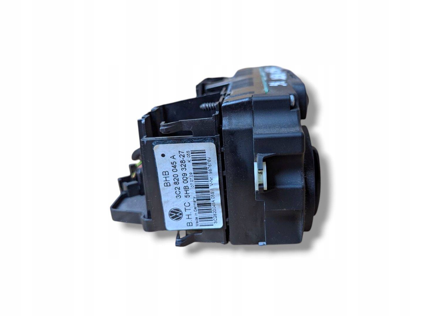 vezérlö panel a klímának Volkswagen Passat B6 2009 3C2820045A