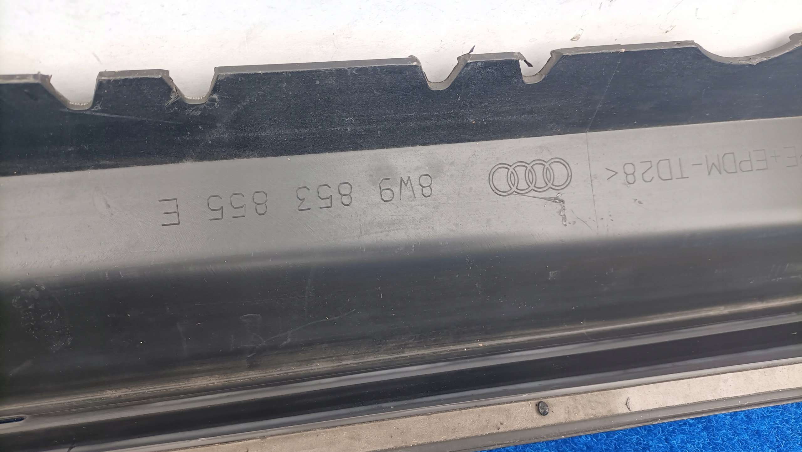 AUDI A4 B9 ALLROAD left threshold moulding threshold left 8W9853855E H719LJ