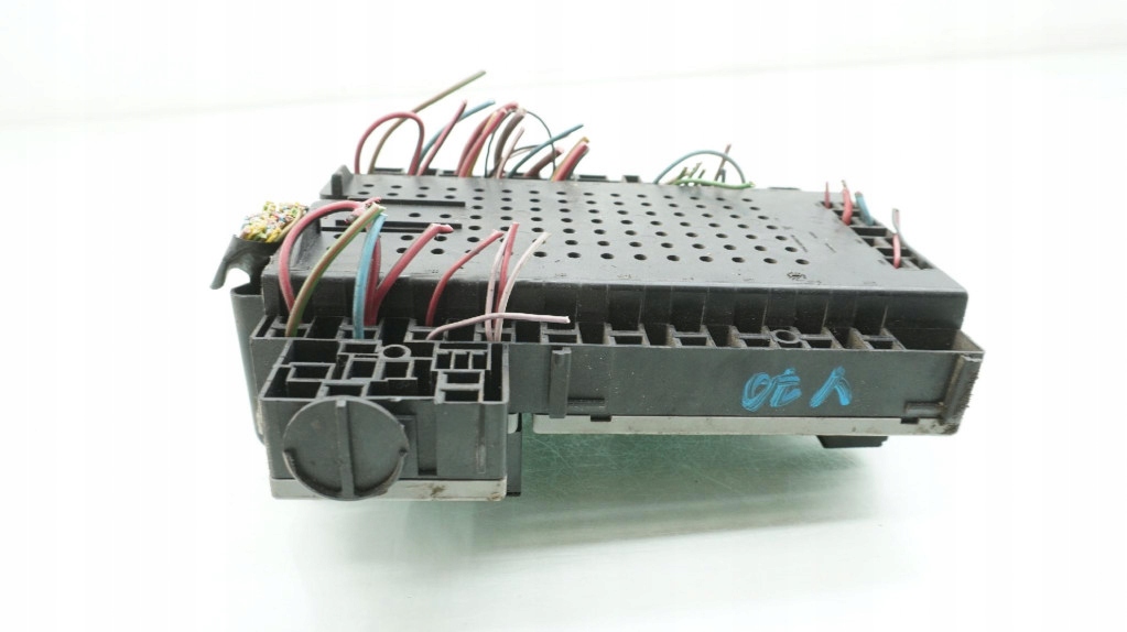 volvo V70 II блок предохранителей модуль CEM S80 и S60 30682664