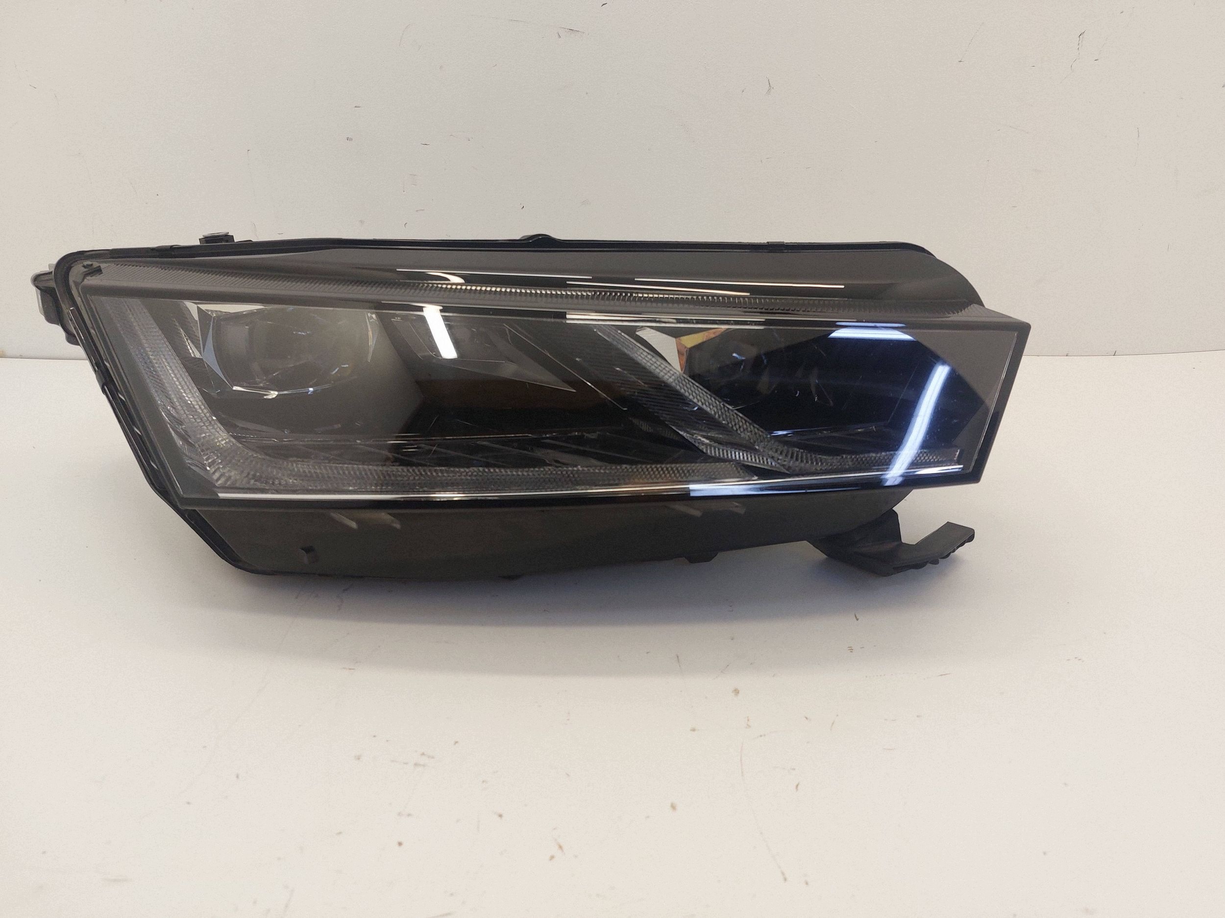 SKODA OCTAVIA IV 4 FULL LED light right right front front 5E4941016B