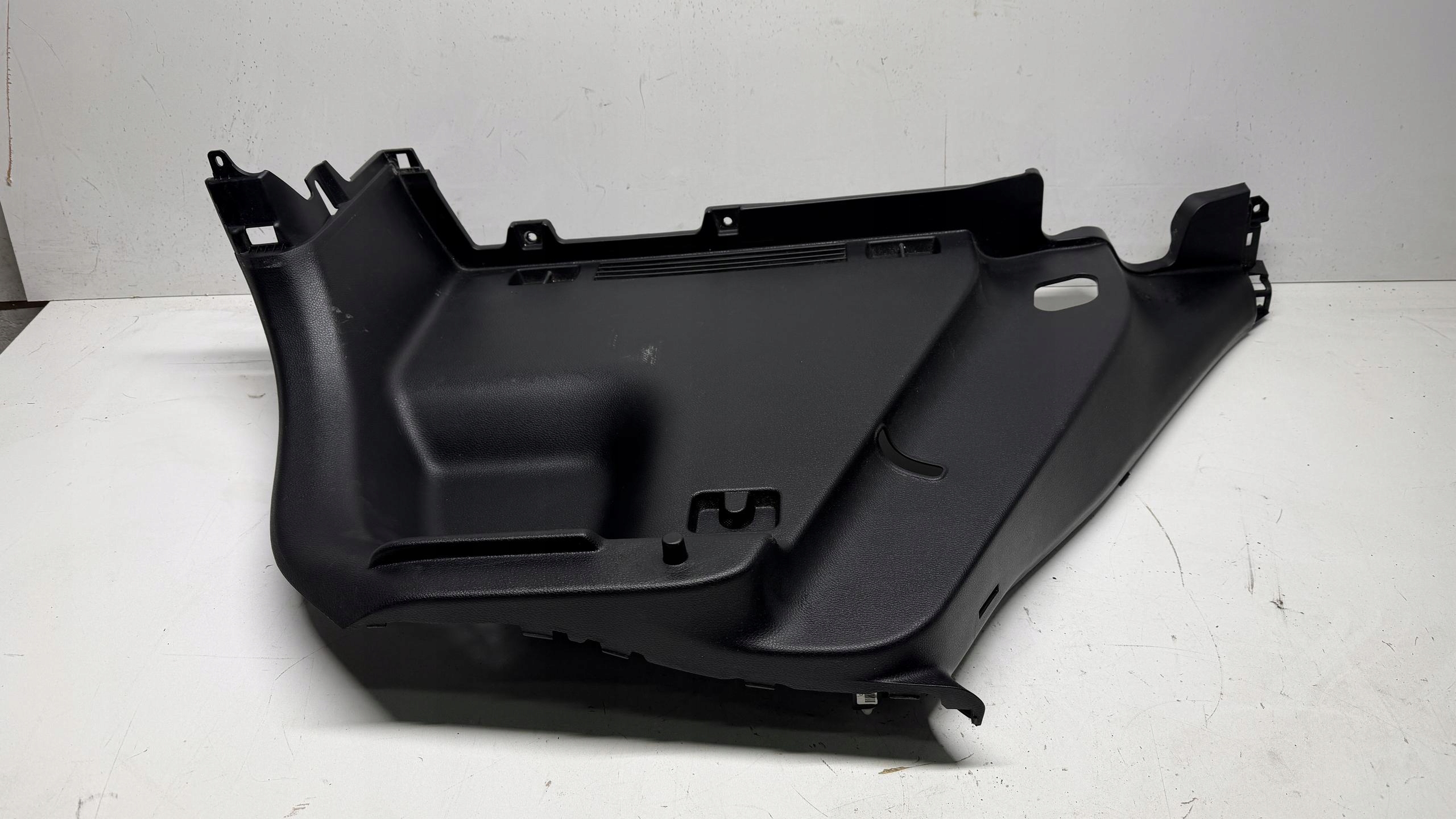 KIA RIO IV V boot upholstery upholstery right right 17-24