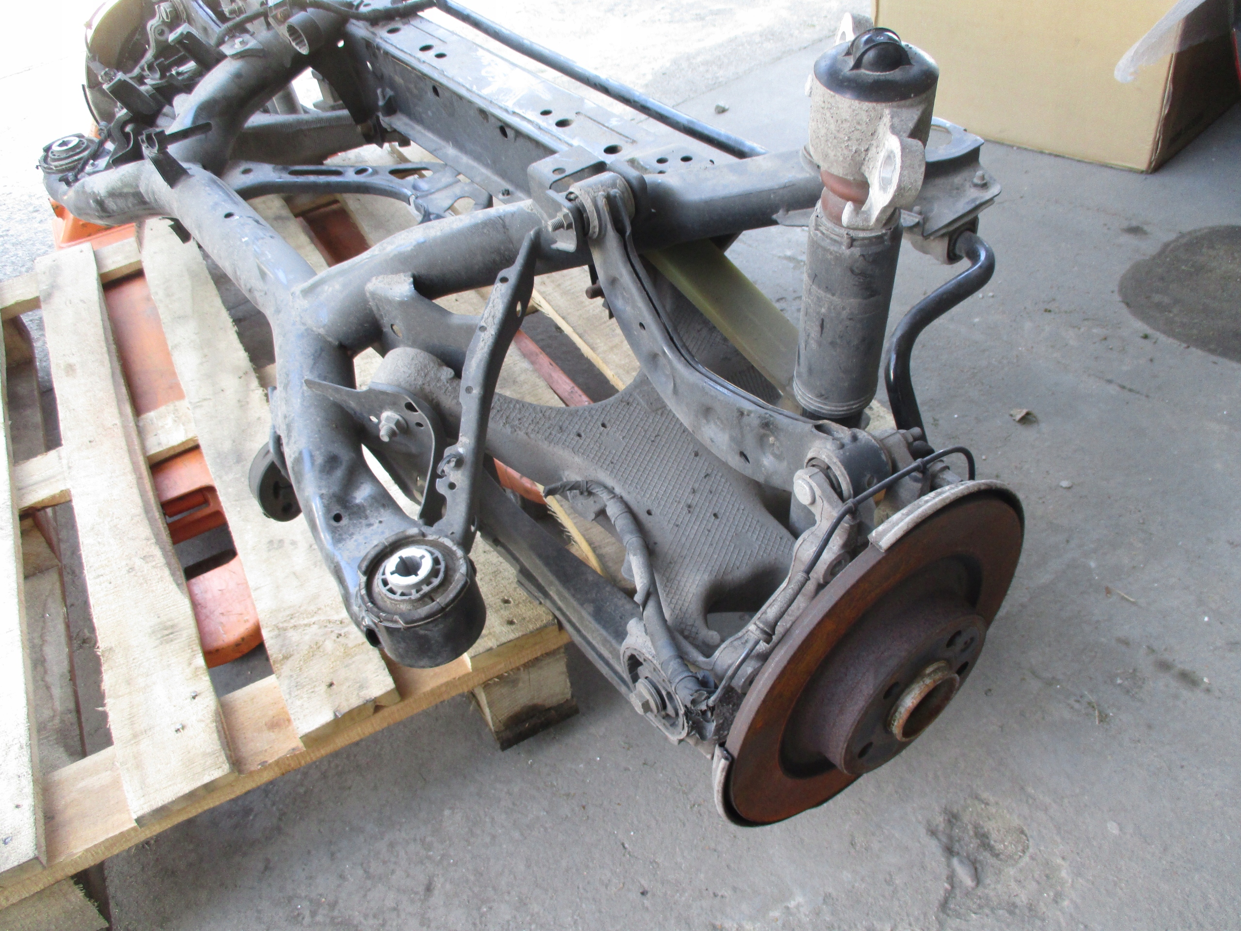 Buy SUSPENSION RIGHT REAR VOLVO S90 V90 2017R. W WA used from Poland Autobutik