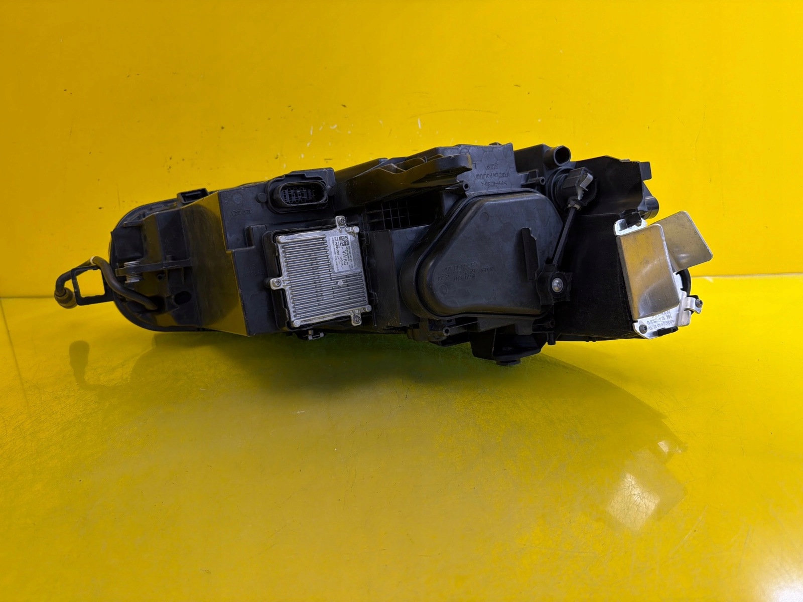 light left VW Passat B9 2023- Full Led 3J1941005