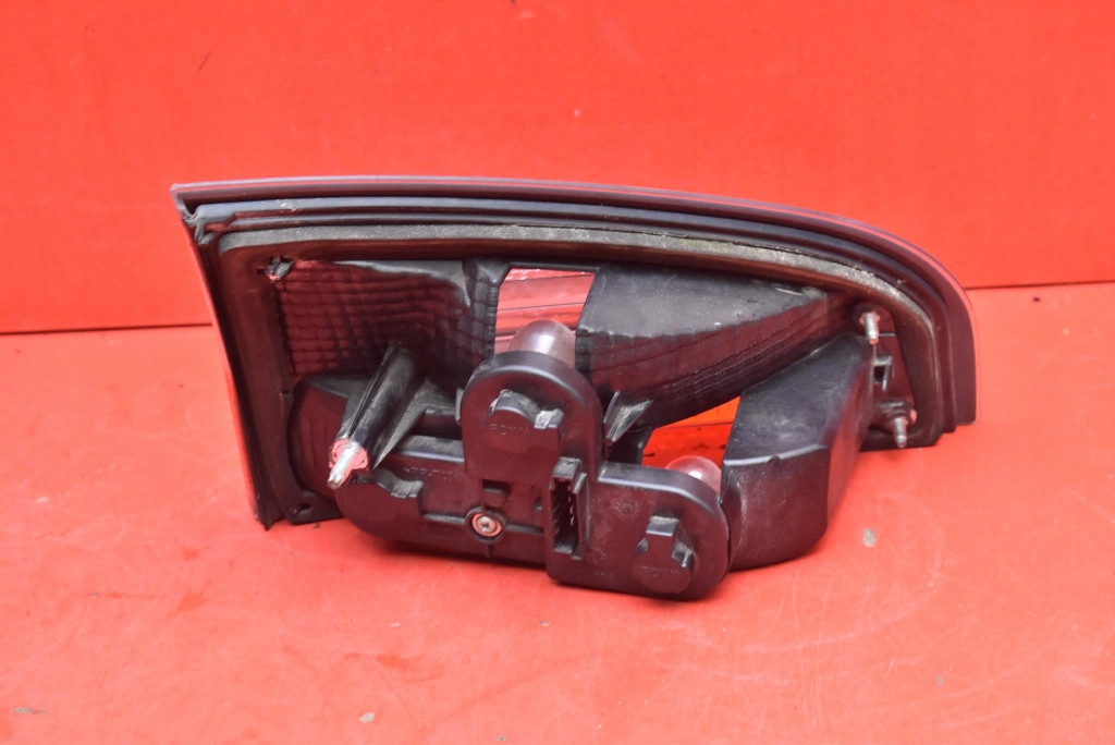 light right rear part rear 6M21-13A602-AK FORD S-MAX MK1 06-10