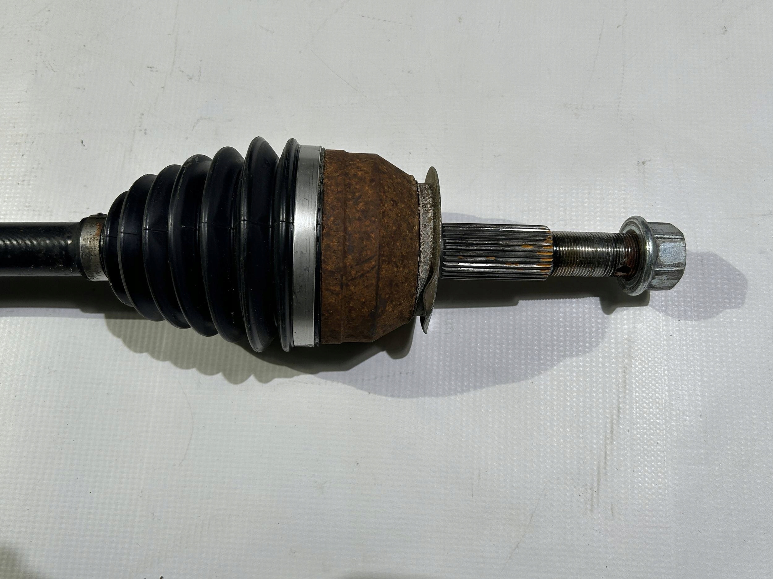 semi-axis front front right joint Nissan Titan 2016r
