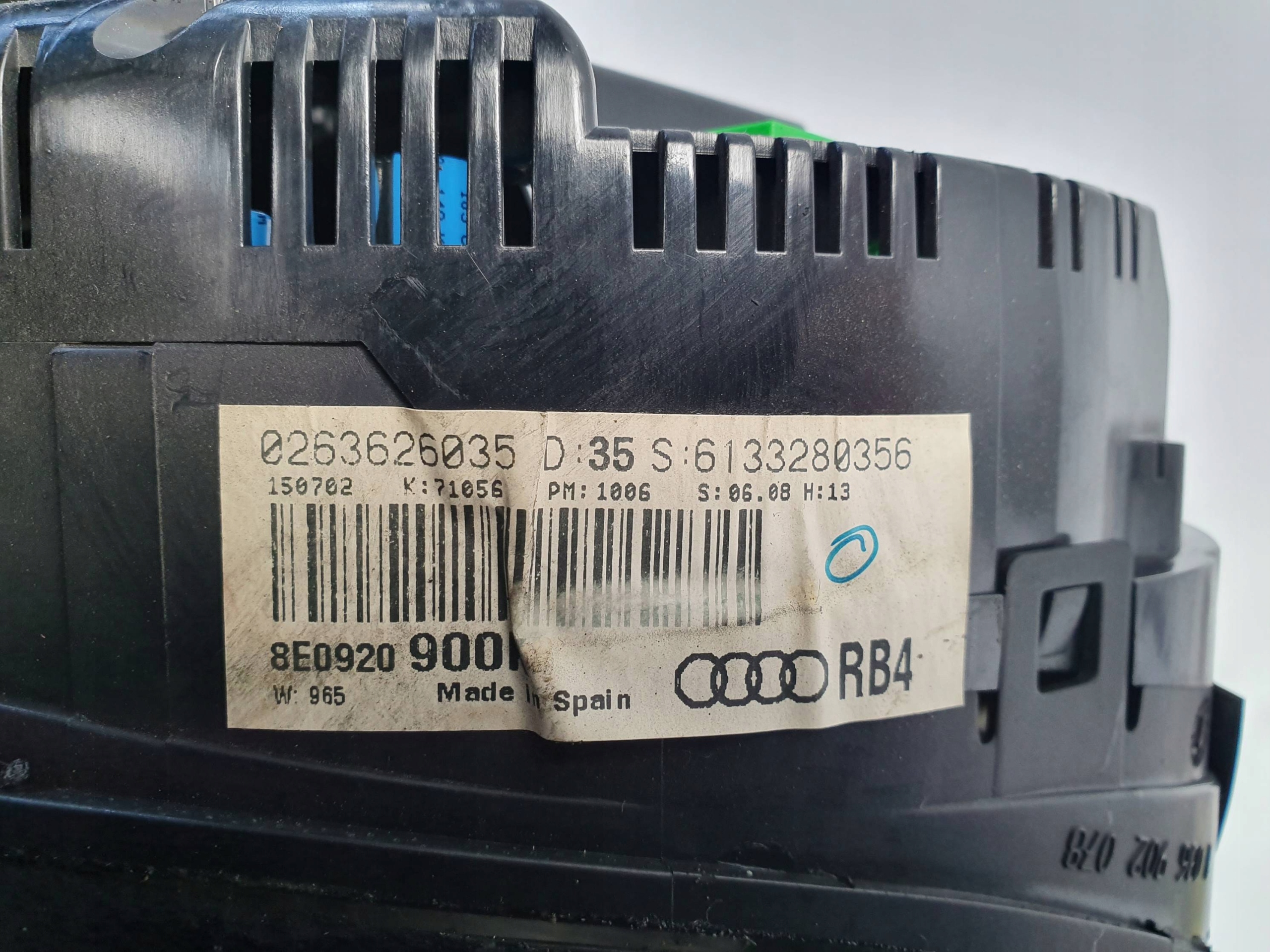 dials clock 8E0920900 AUDI A4 B6