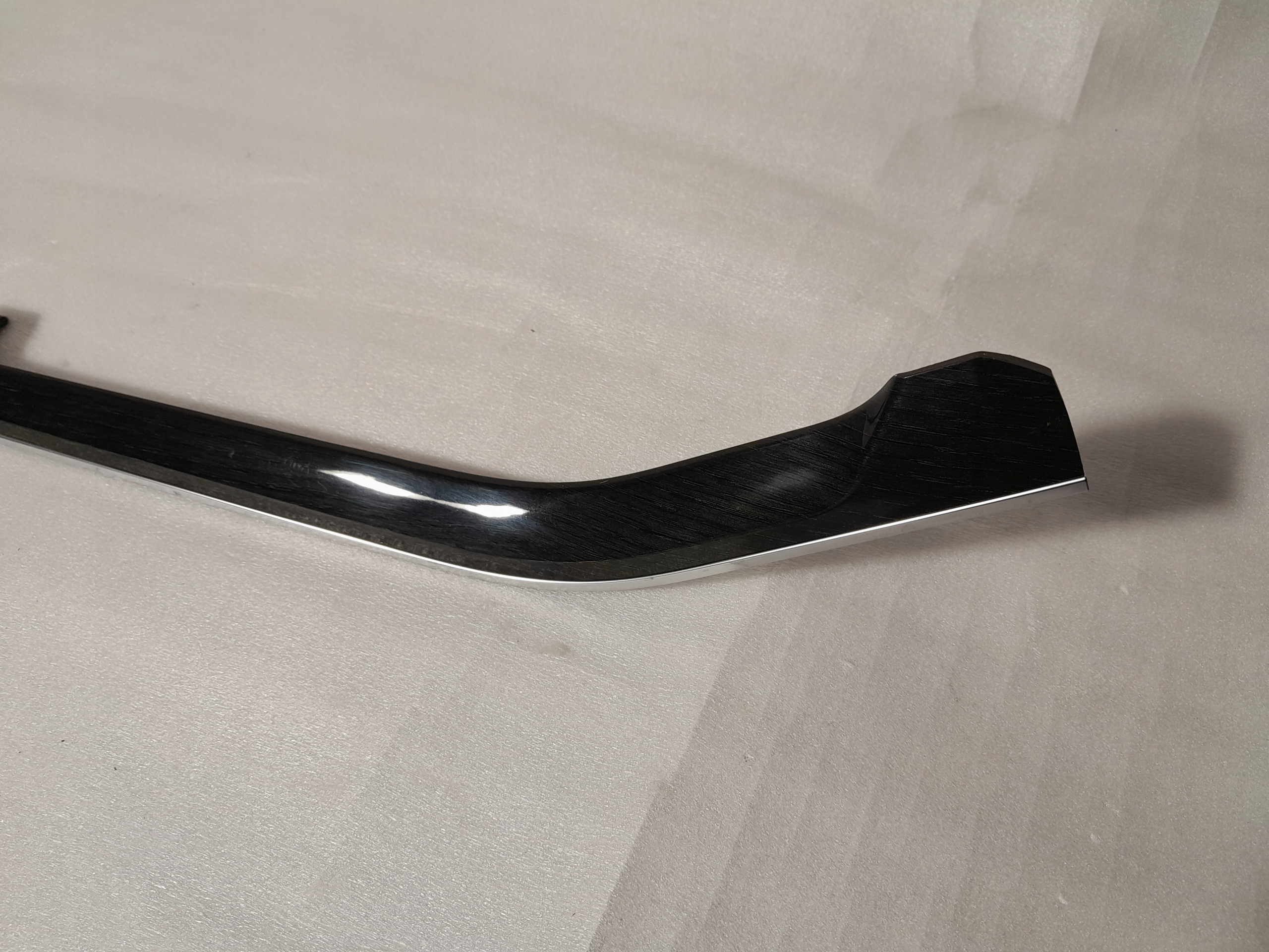 AUDI Q8 4M Moulage DEKOR Console 4M8864556H