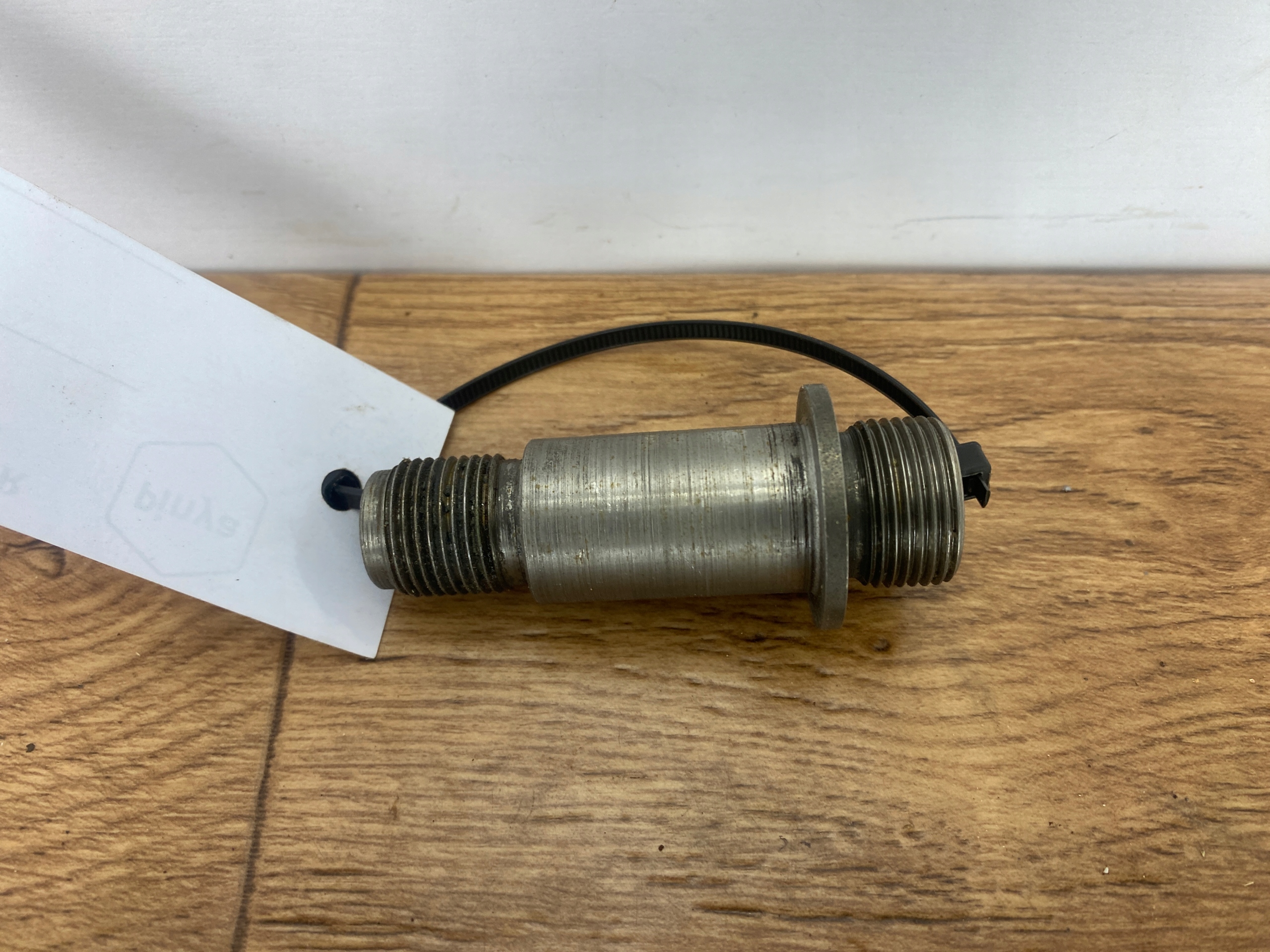 Schraube filter oil 5.7 Dodge Ram 1500 2019+ USA
