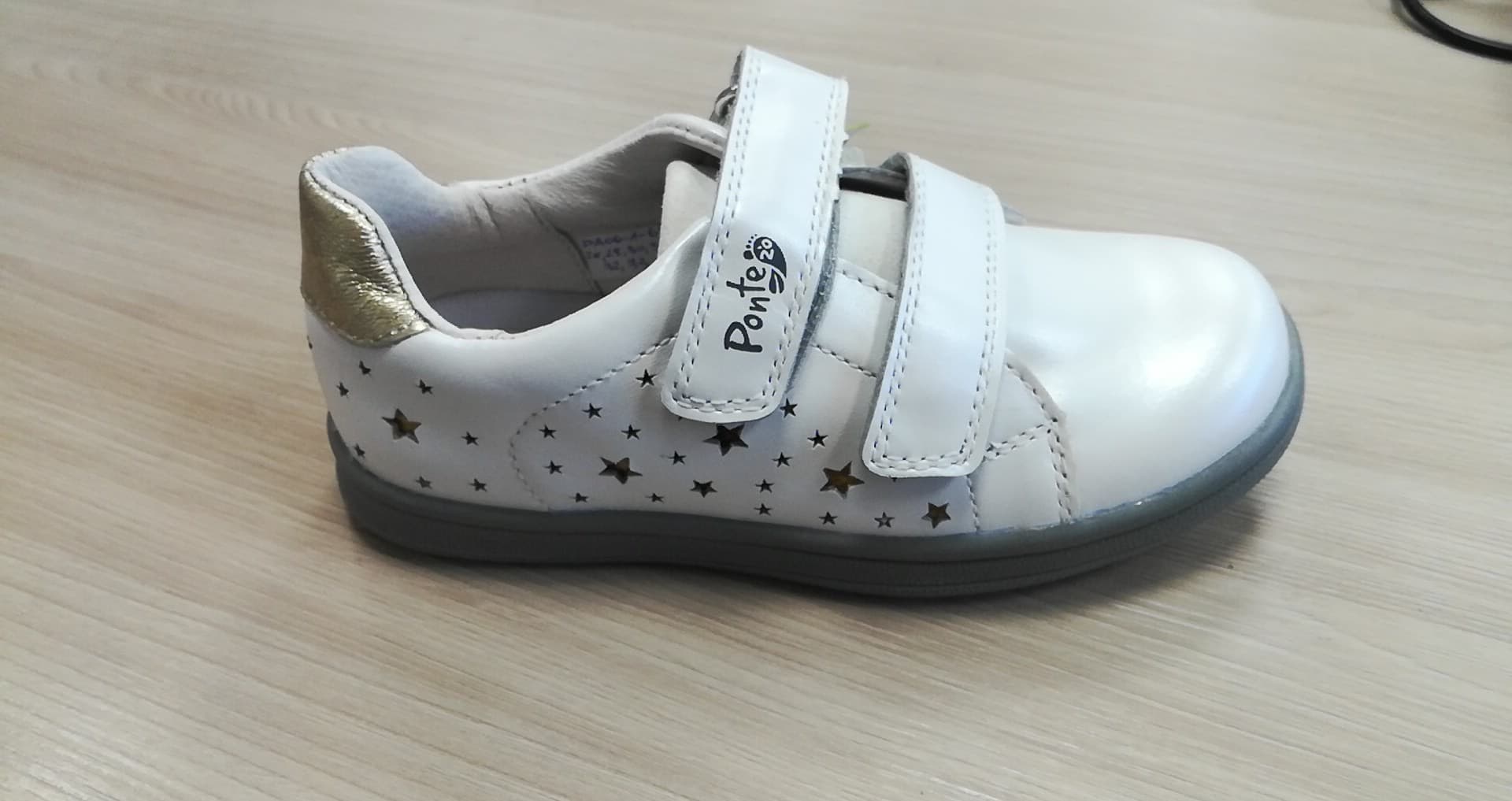 Ponte DA06-1-677M Buty Półbuty Trampki Trzewiki Na Rzepy Skórzane r.32