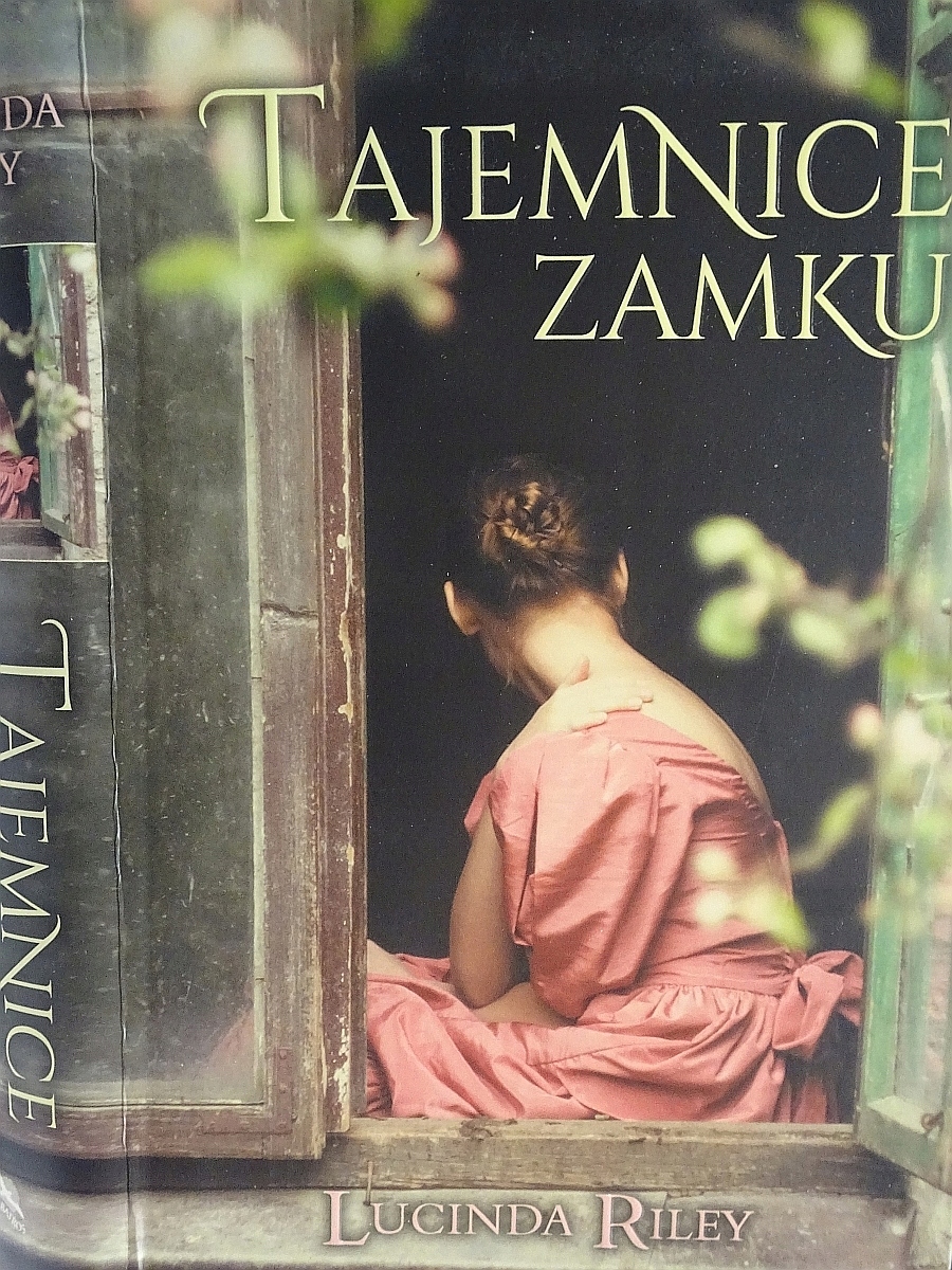 Tajemnice Zamku Lucinda Riley