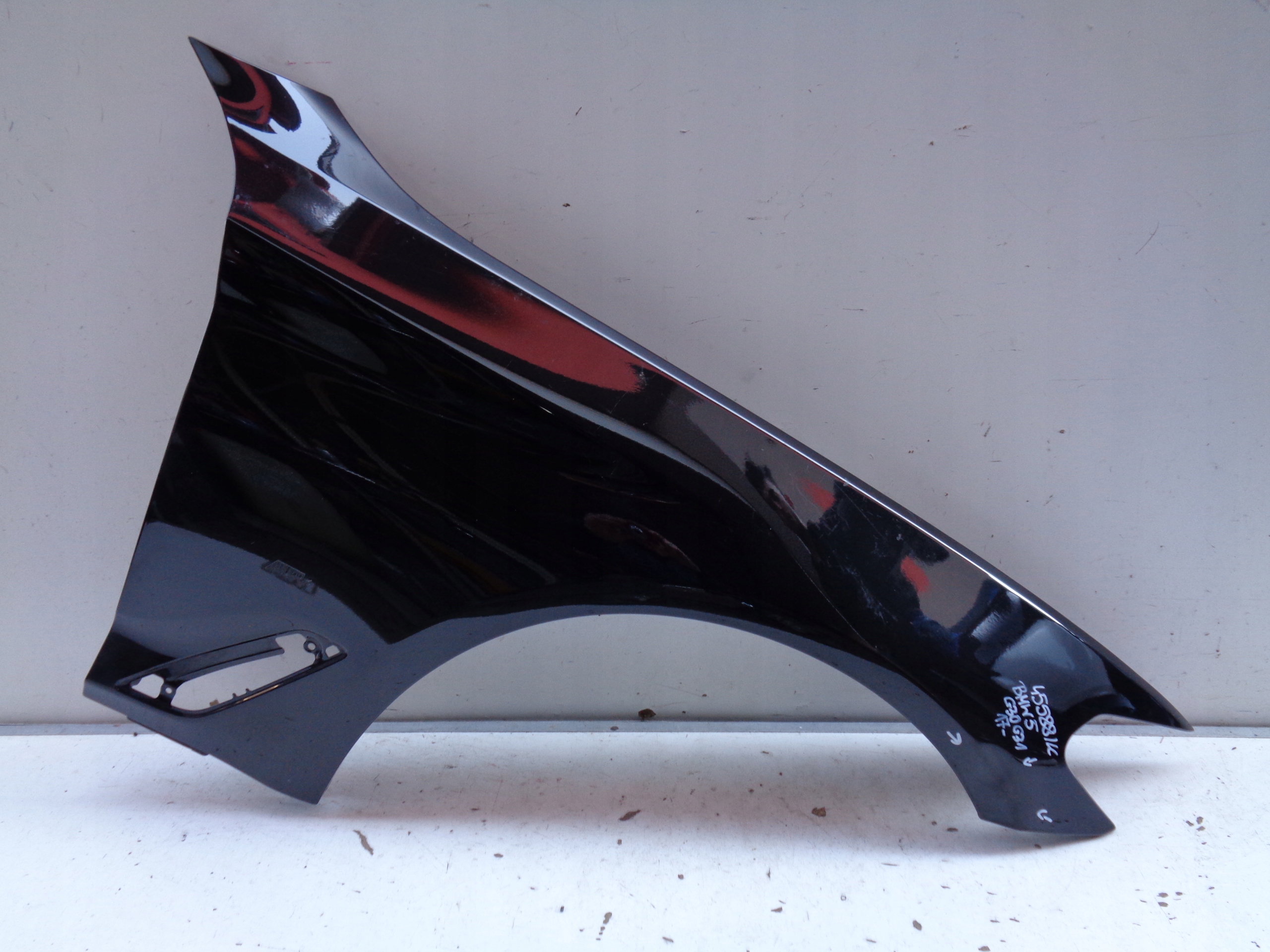 fender right front MERCEDES GLA W247 18- NR 45577