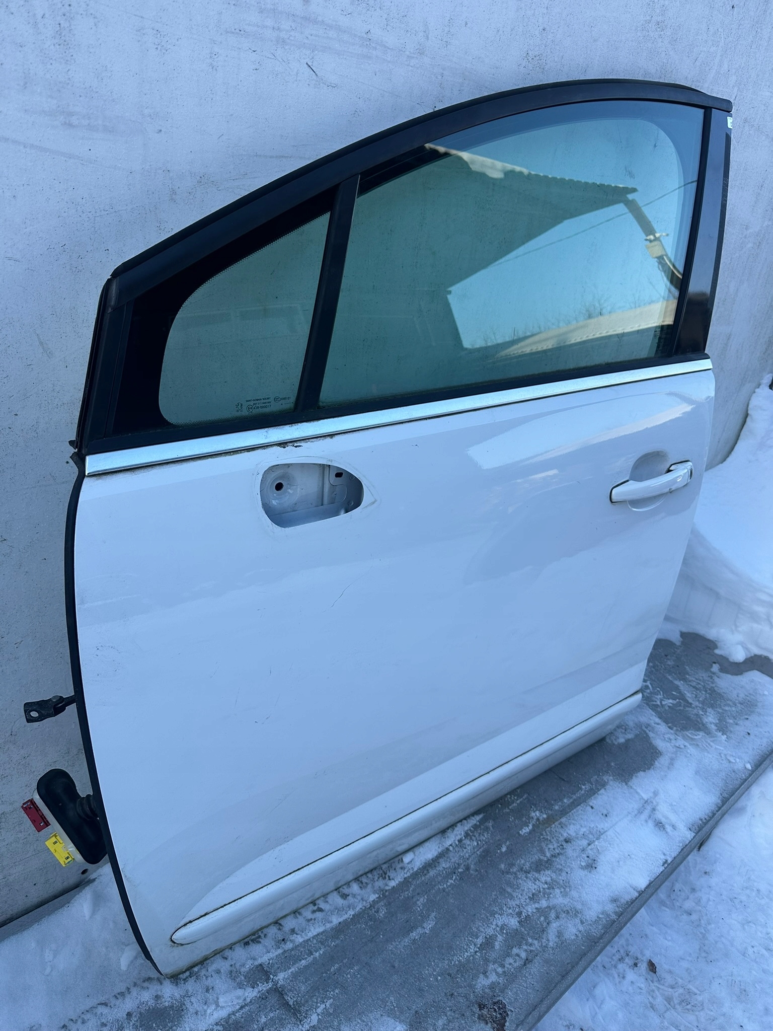 PEUGEOT 5008 door left left front EWPA nice