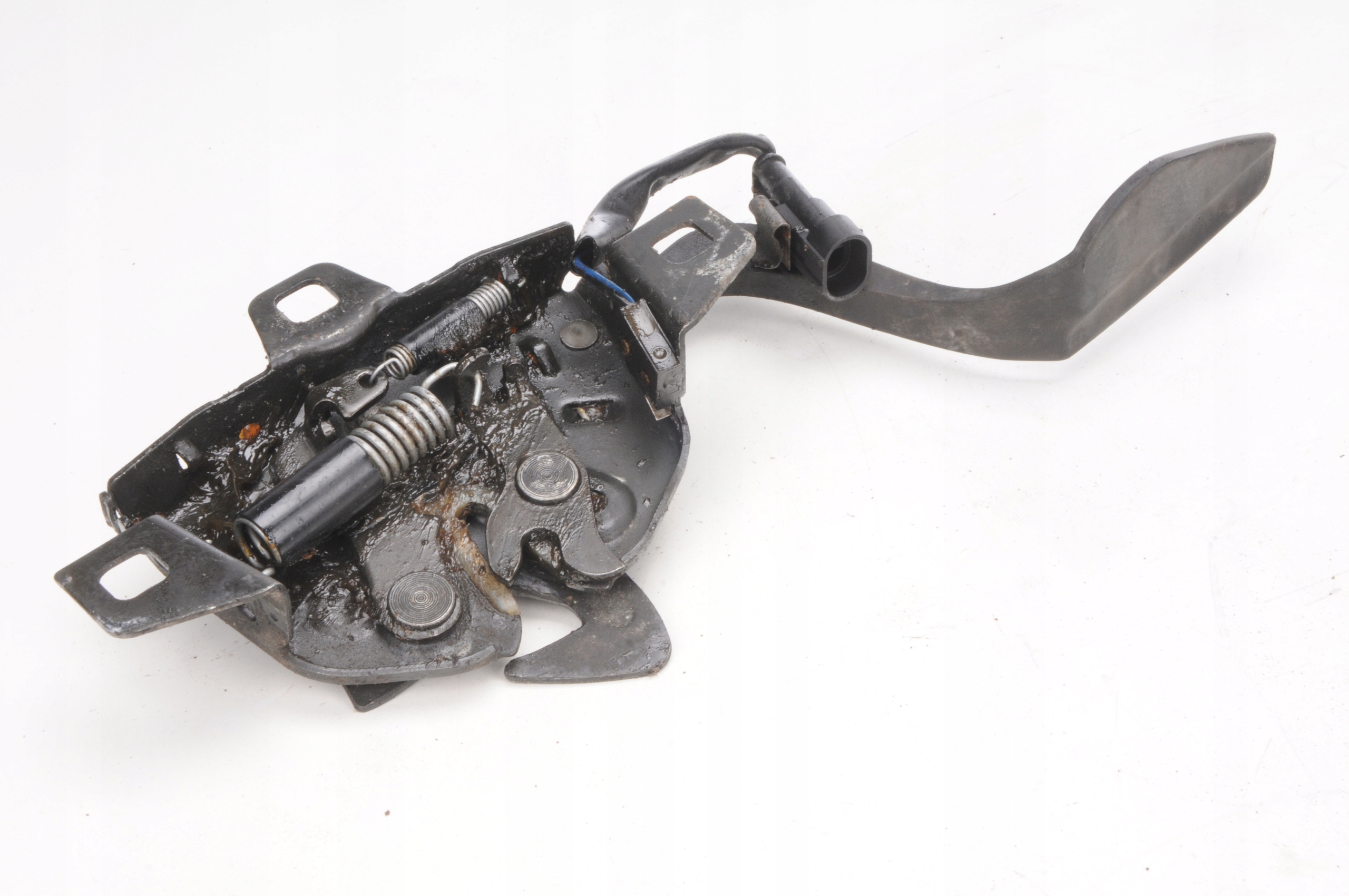 MASERATI QUATTROPORTE V CIEGNO ZAMEK MASKI