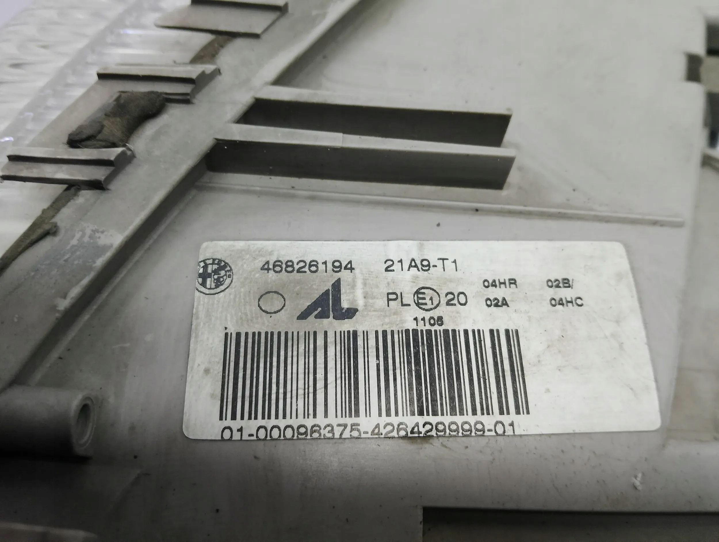 Alfa Romeo 147 2001 lights front 46826194
