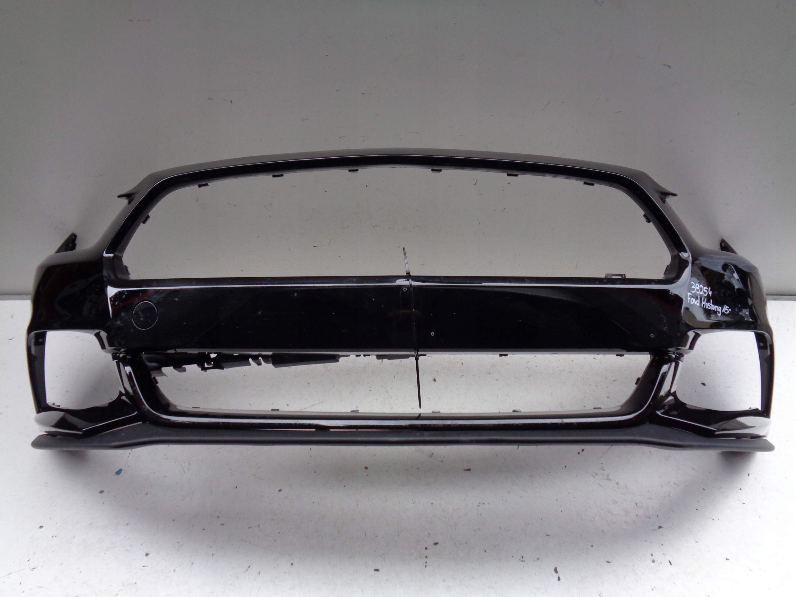 front bumper FORD MUSTANG 15- NR 39254 + ABSORBER