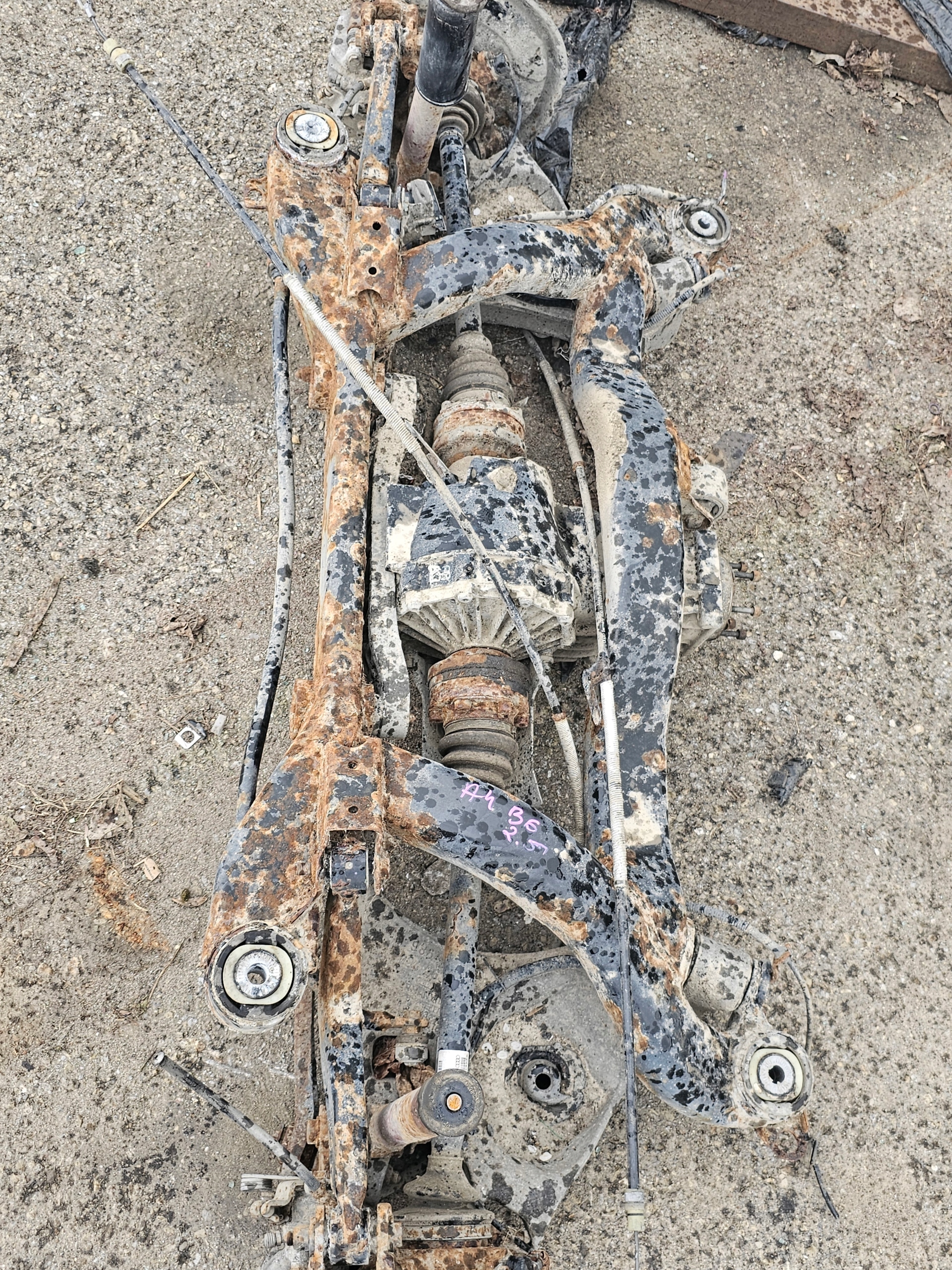 ZAWIESZENIE BELKA WÓZEK DYFER QWATRO AUDI A4 B6 A4 B7 2.5D