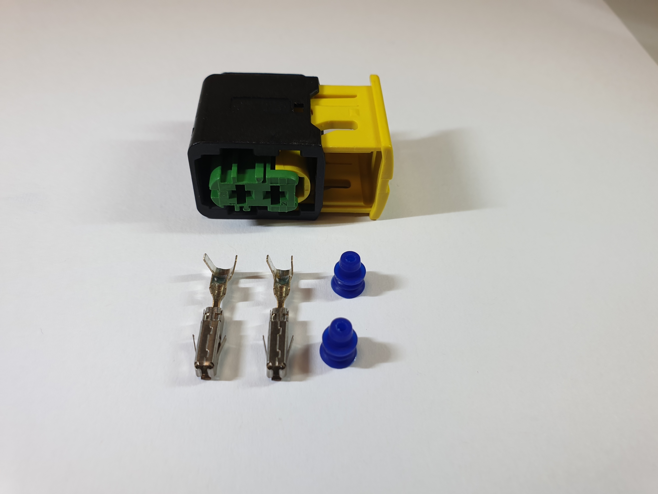 Wtyczka przewodu podgrzewacza adblue Volvo FH 4 Producent części Web Truck