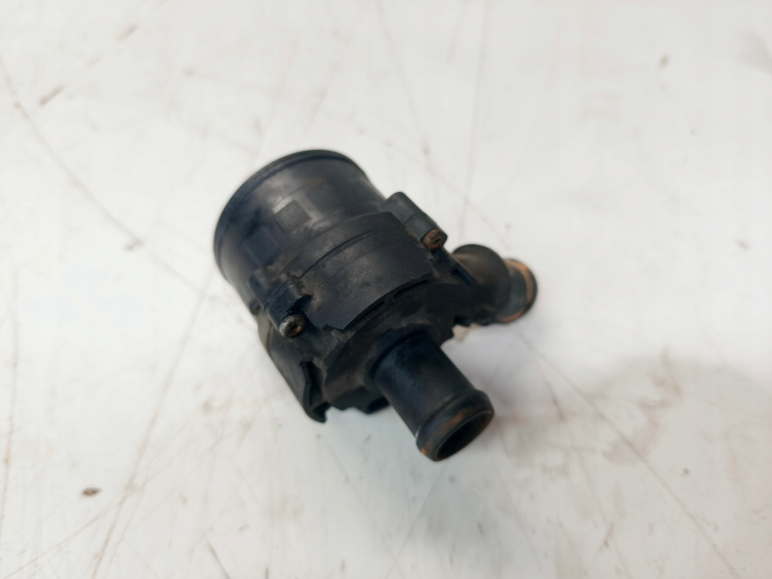 zusätzliche Wasserpumpe Sensor AUDI A4 B8 A5 A6 C7 A7 5G0965567