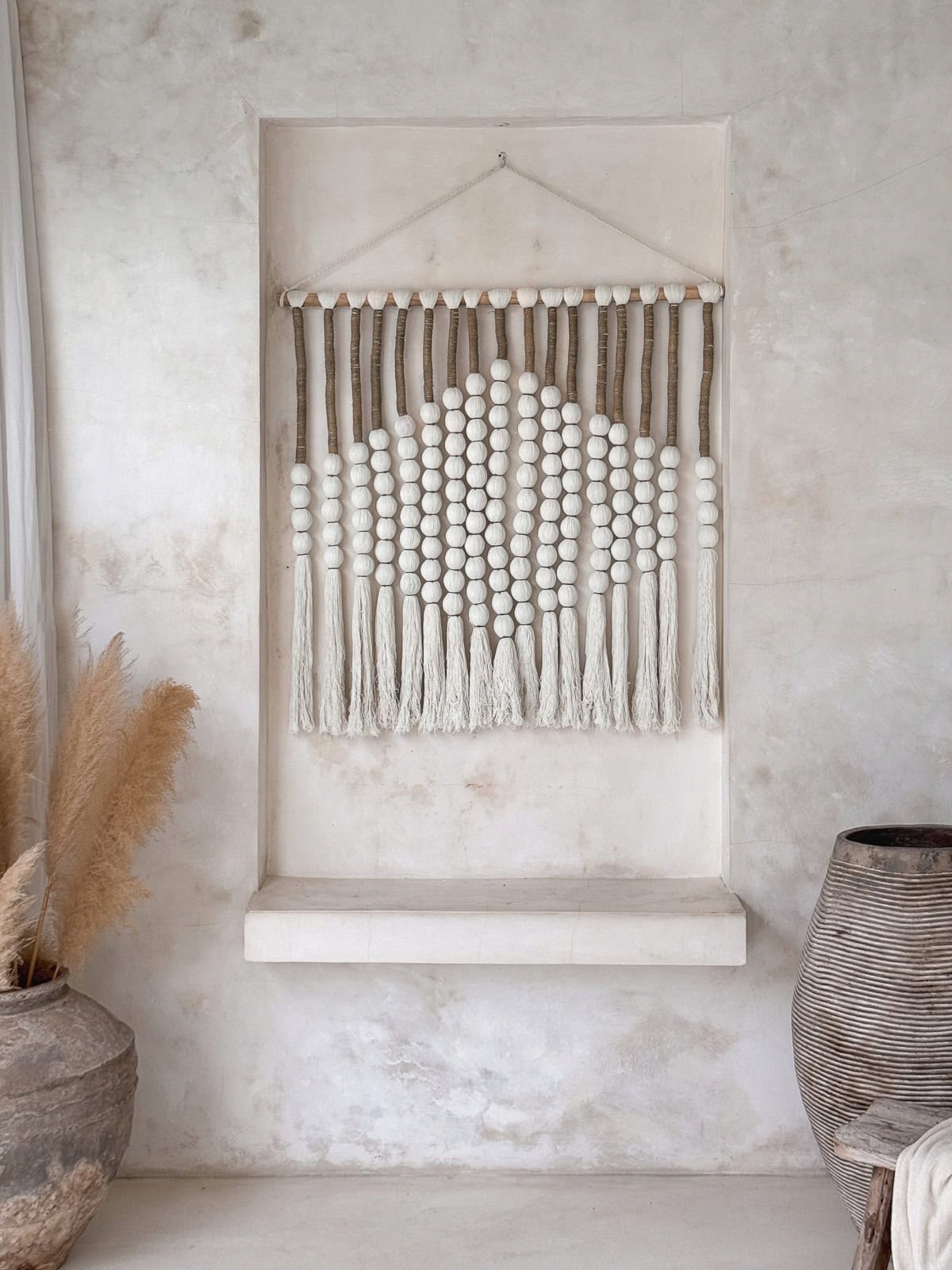 Nástenná Dekorácia Boho 80 cm Handmade z Bali, šnúr a korálikov Dune