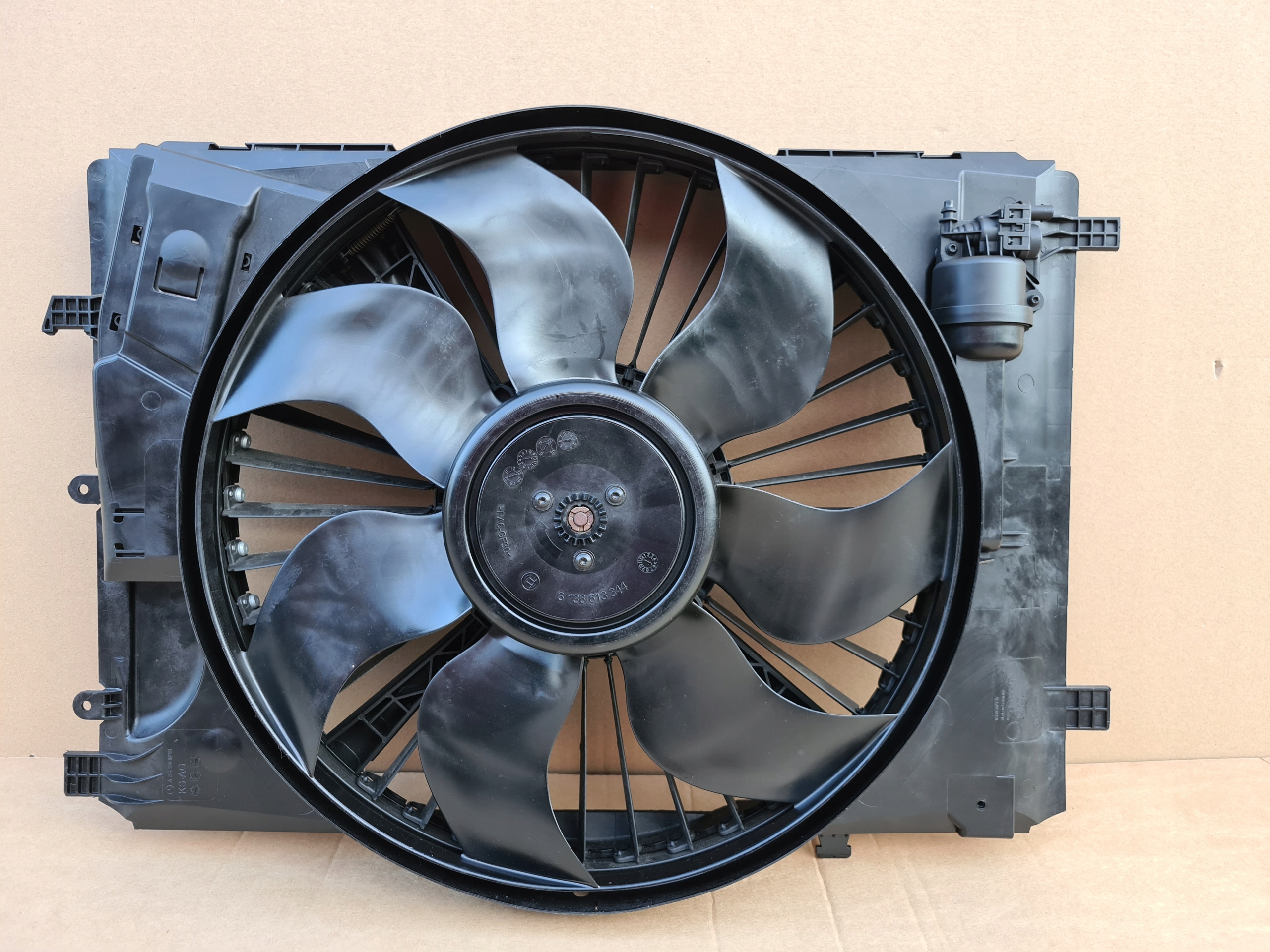 WENTYLATOR MERCEDES W204 S204 C204 2007-2014