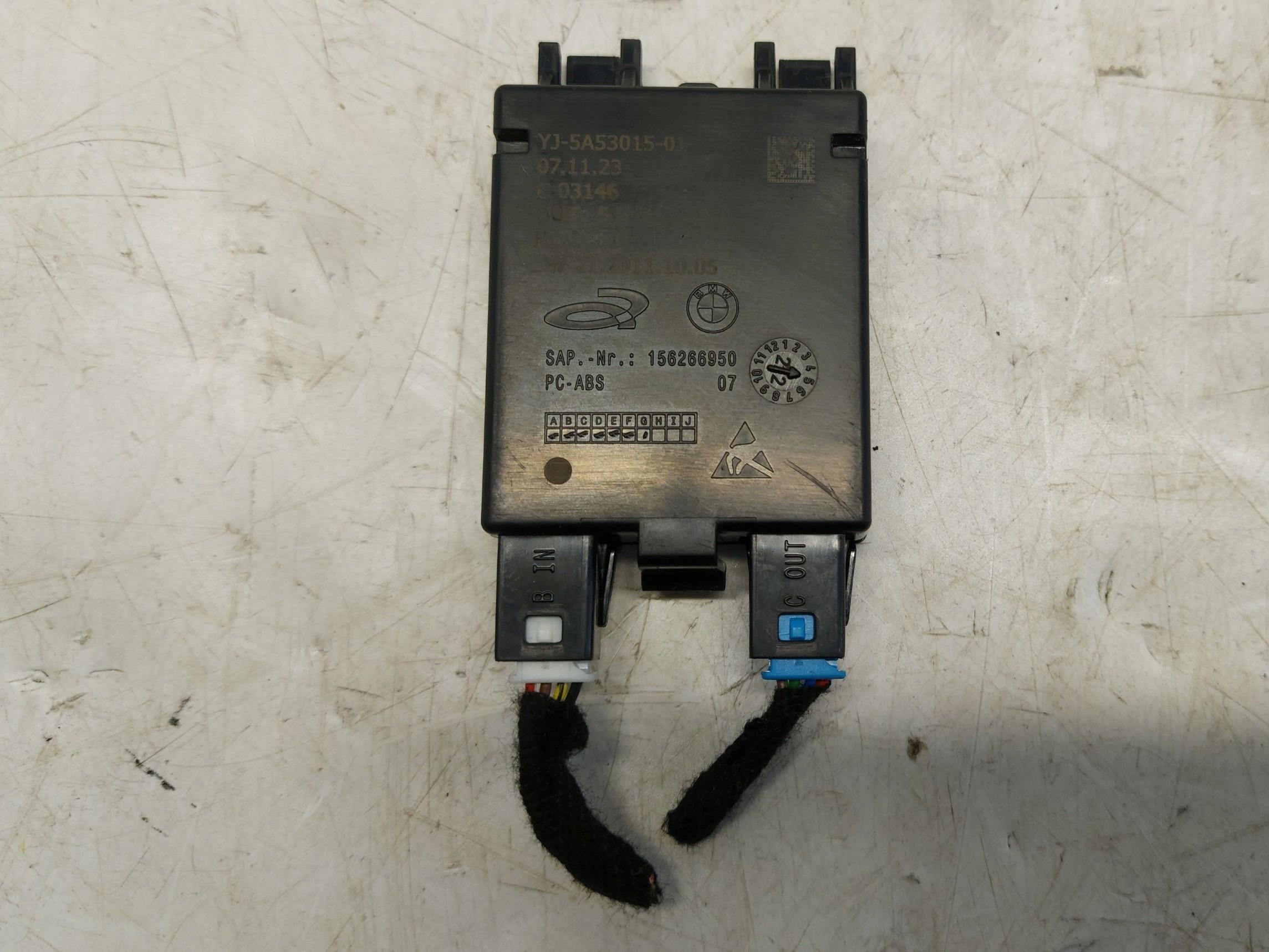 BMW 5 G60 530E x-drive module control unit lighting 5A53015