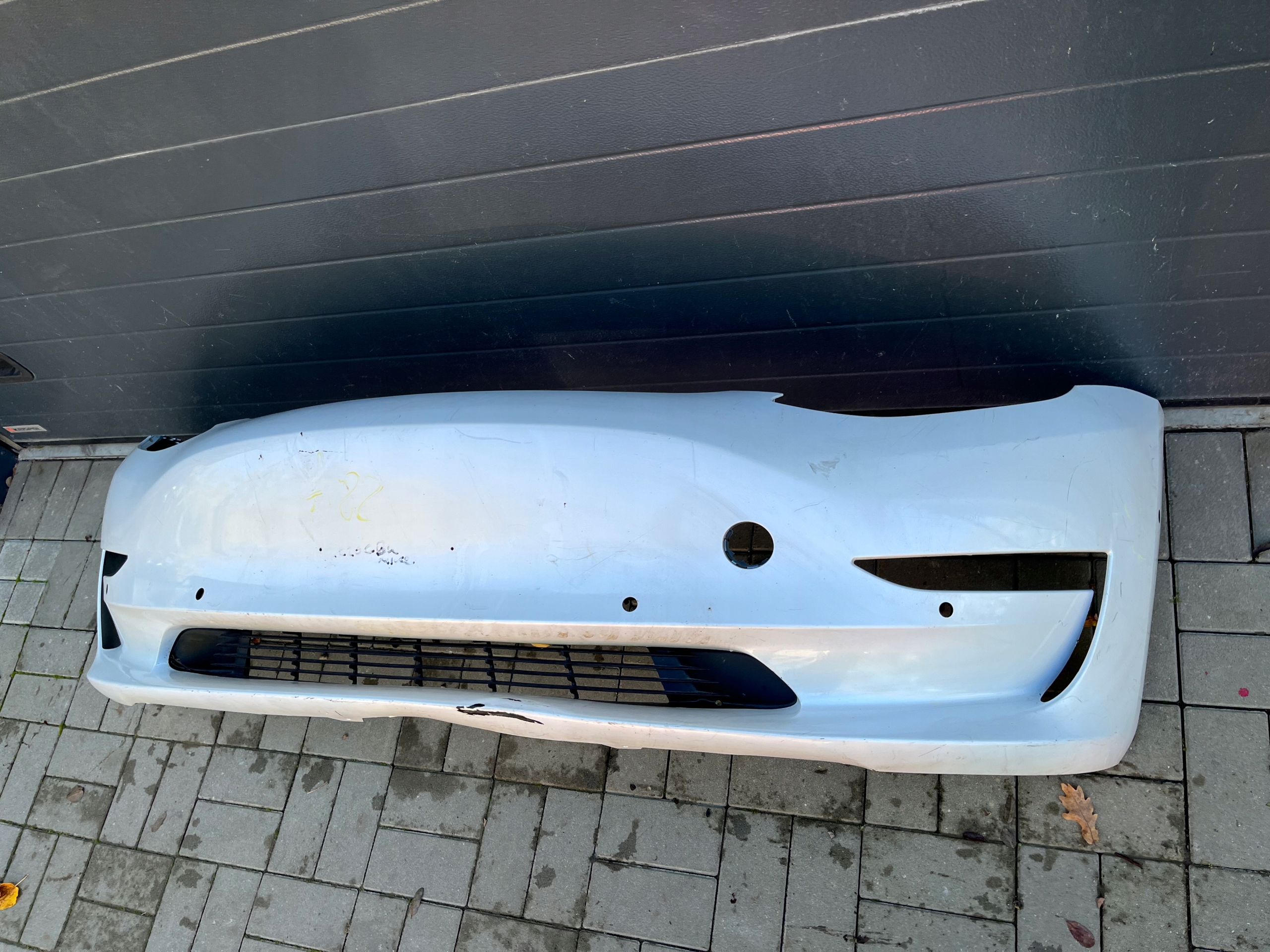 Tesla Model 3 Stoßstange vorne vorne