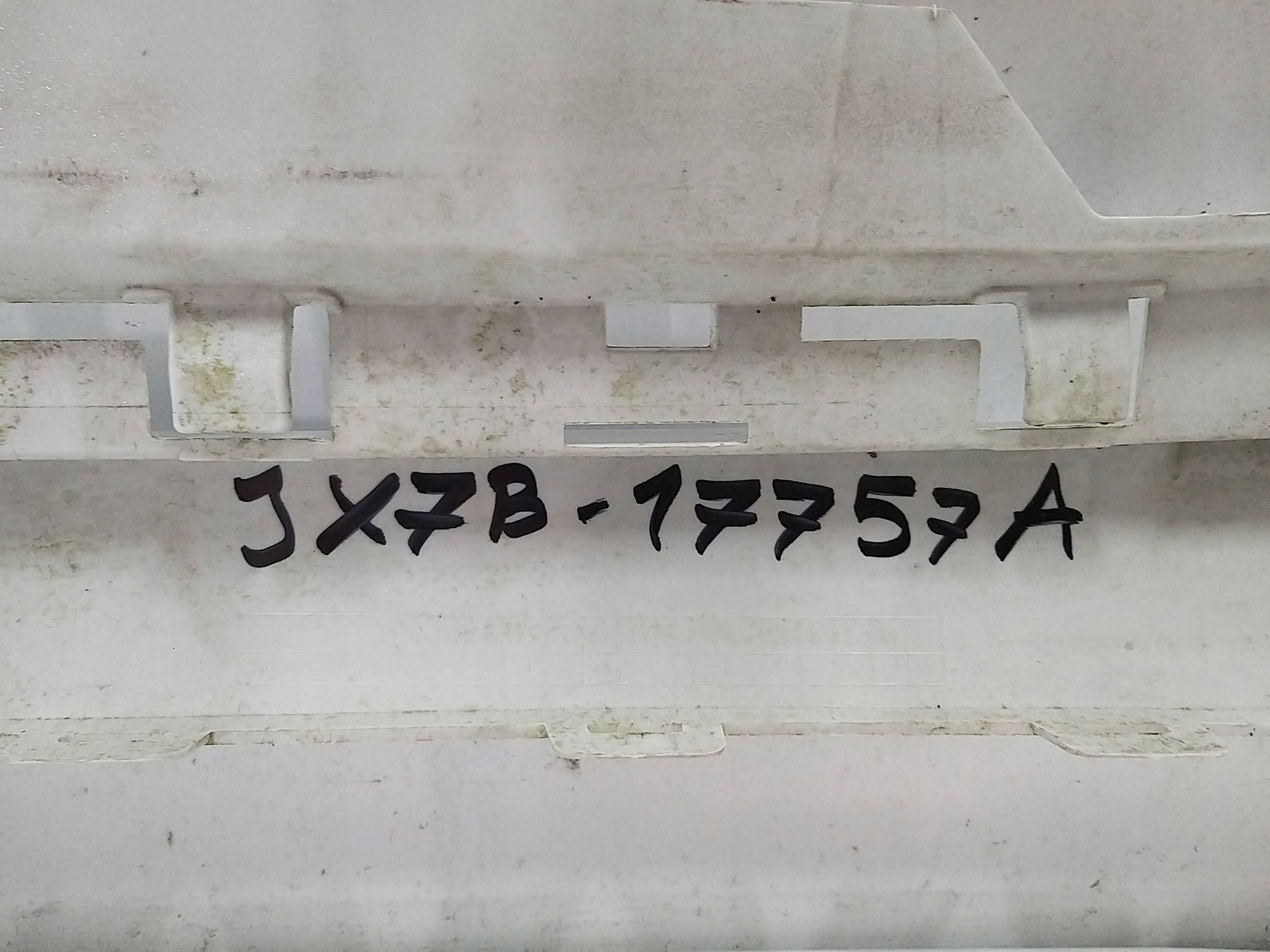 FORD FOCUS MK4 18R- bumper front front JX7B-17757-A