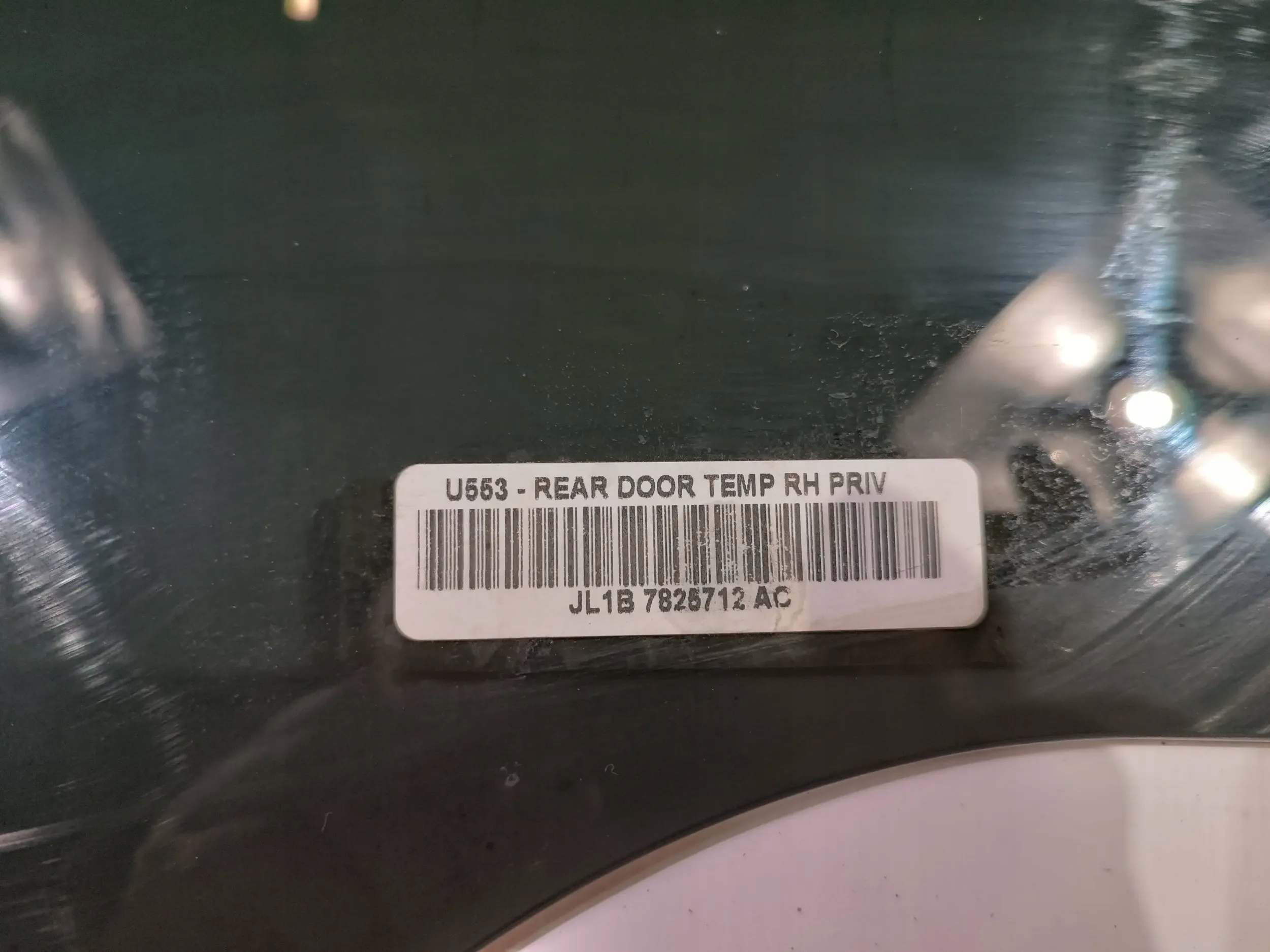 window side door right rear part right rear Ford Expedition 2018