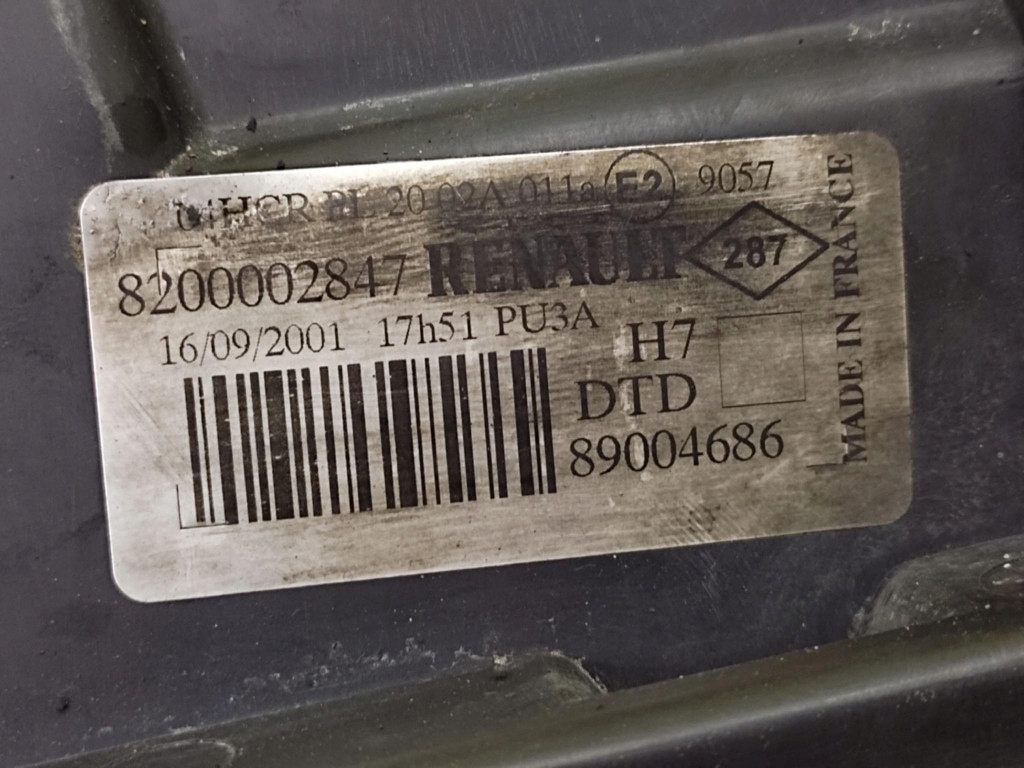 RENAULT LAGUNA II REFLEKTOR light right front 8200002847