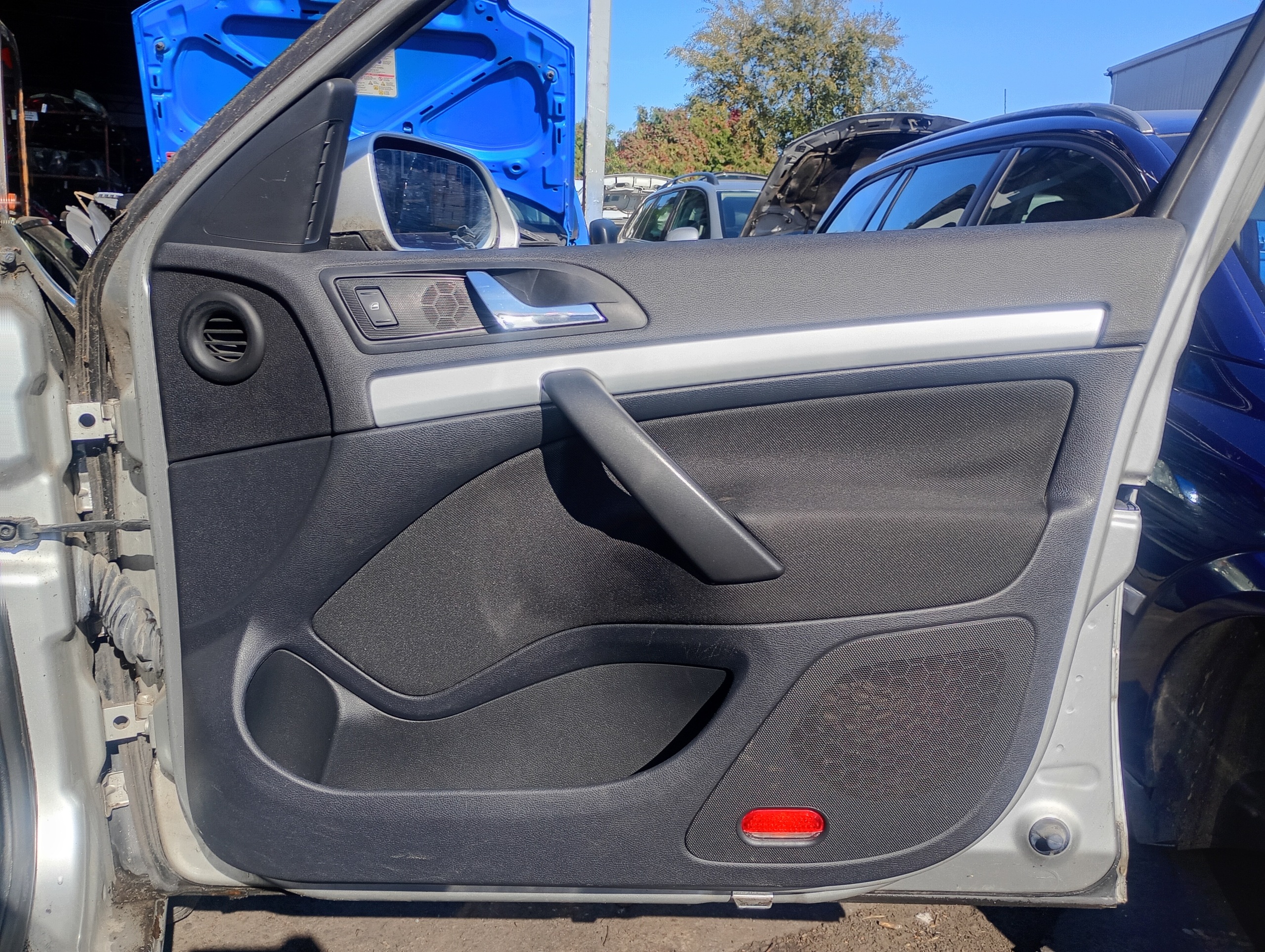 upholstery right side right front Skoda Octavia 2 II 04-13