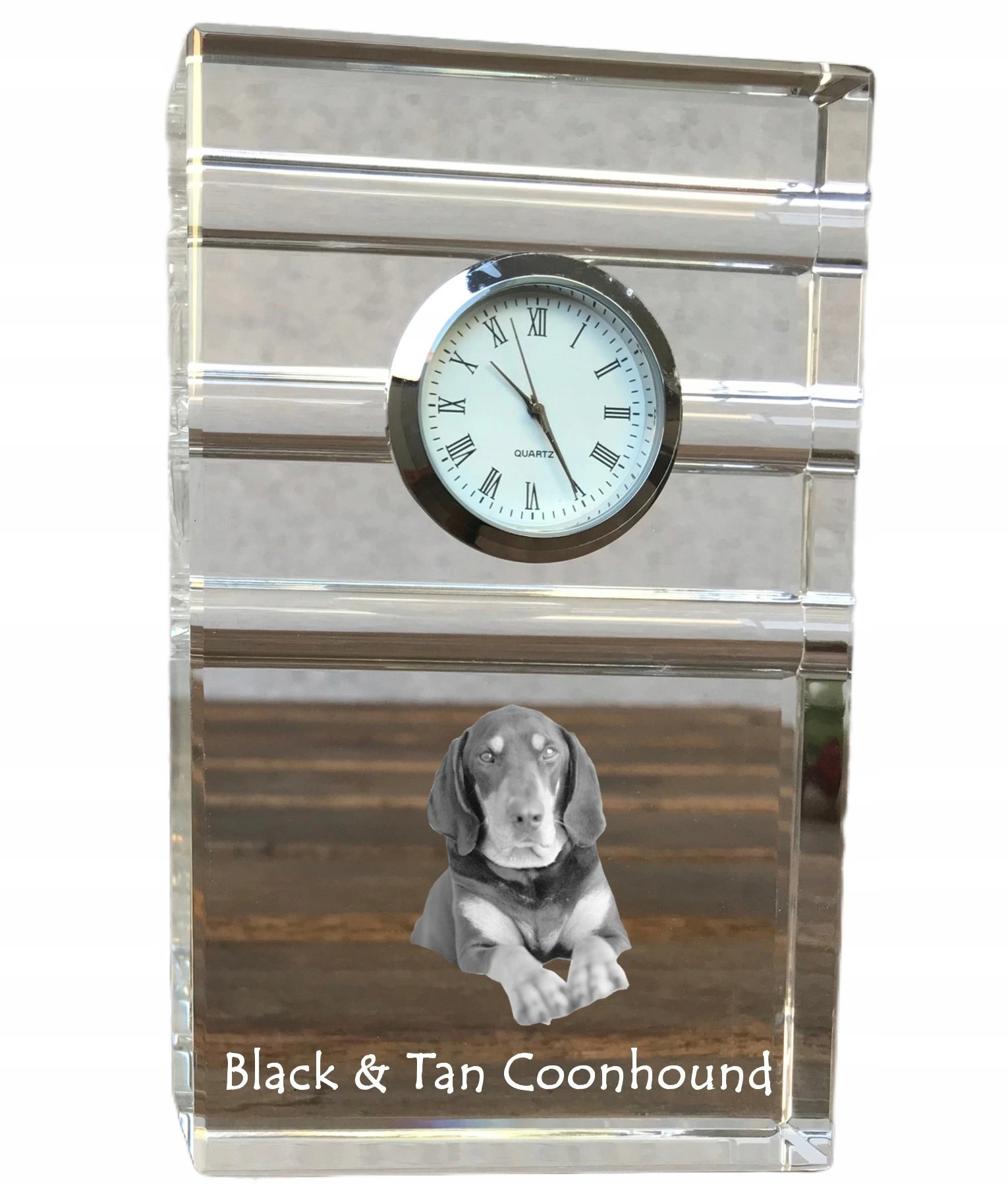 Black and tan coonhound krištáľové stolové hodinky s vašou fotografiou