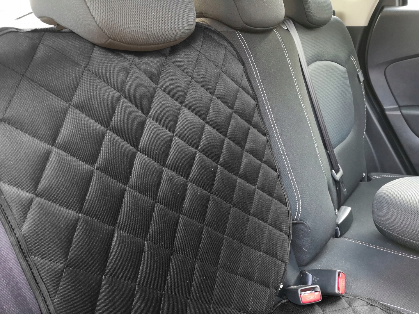 GRUBA MATA OCHRONNA POKROWIEC OSŁONA POD FOTELIK SAMOCHODOWY Z ISOFIX Przeznaczenie pojedynczy fotel