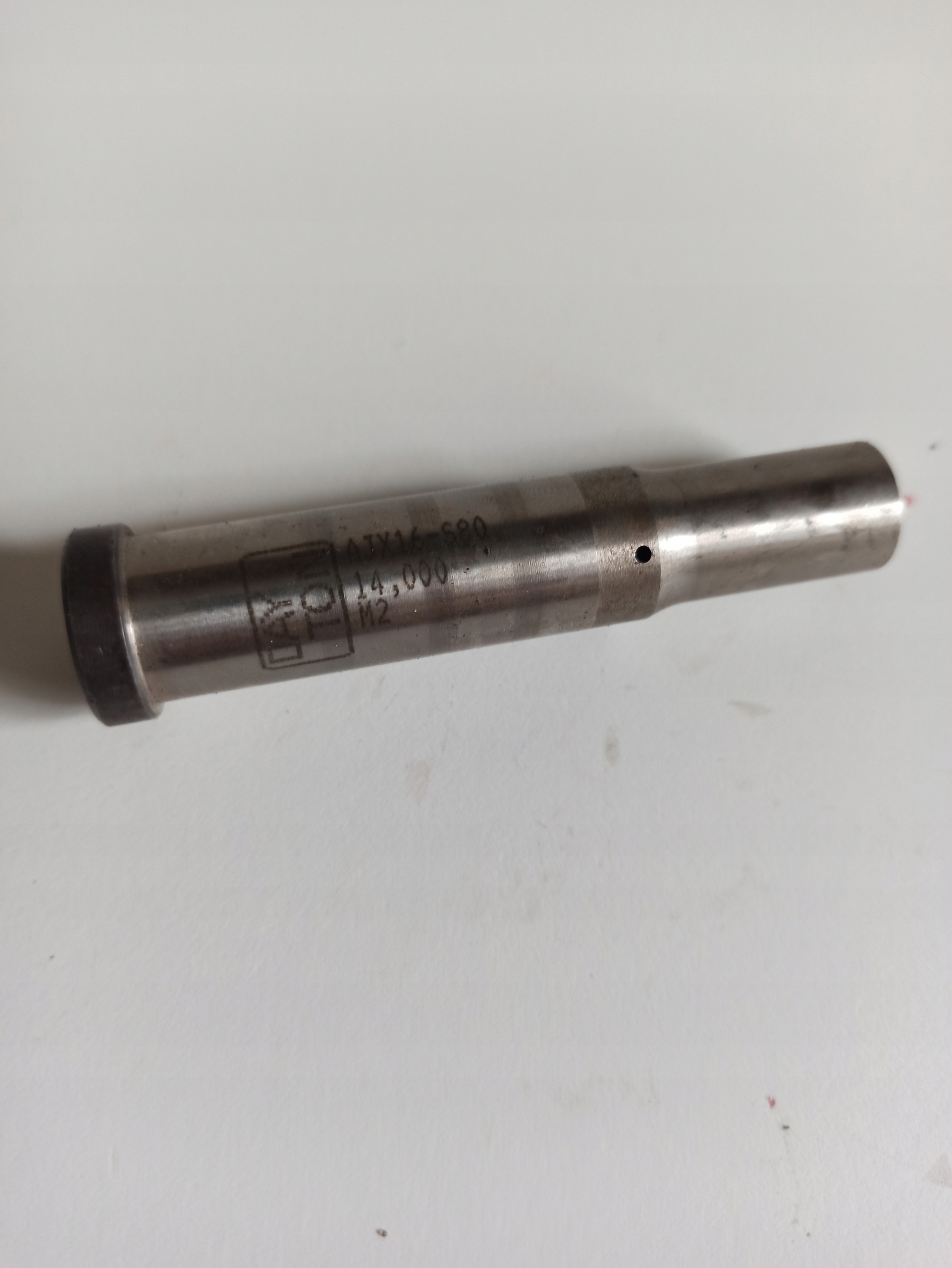 Stempel , okrągła fi 14 DAYTON wybijak wykrojnik