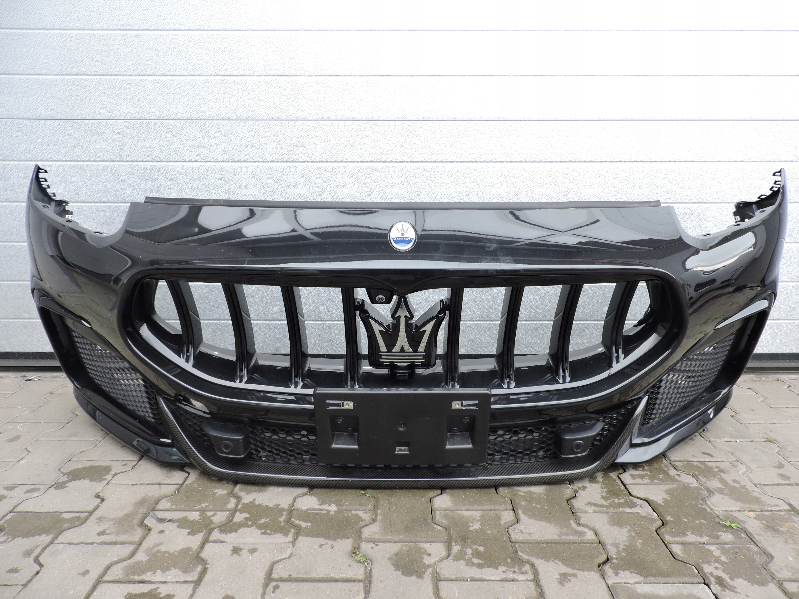 ZDERZAK PRZÓD MASERATI GRECALE TROFEO CARBON 3.0